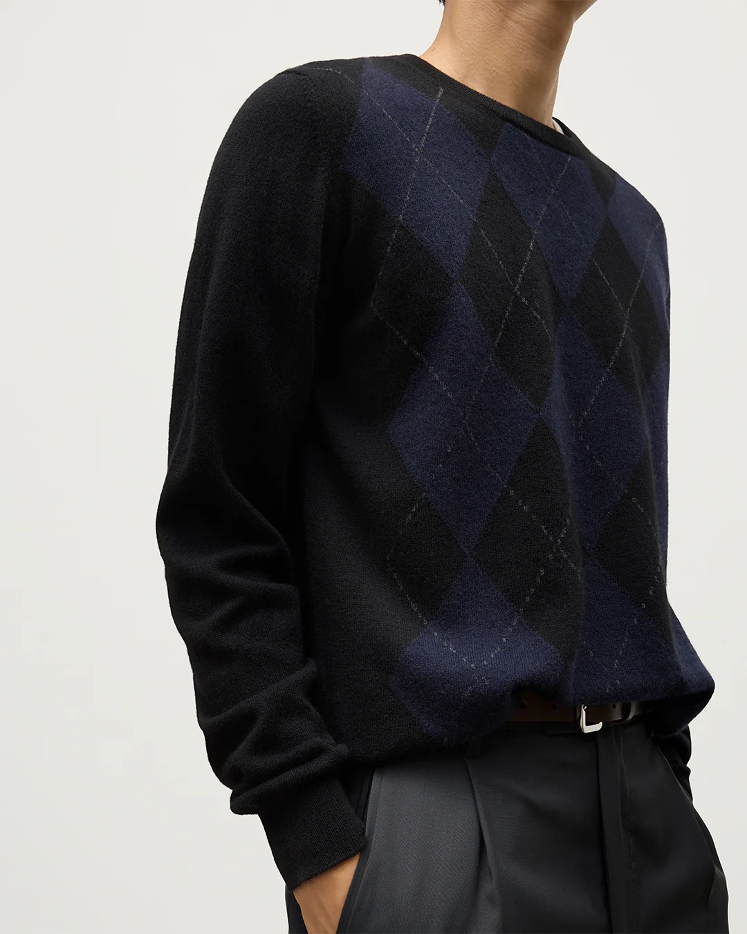 Argyll Black Cashmere Jumper - Image 6