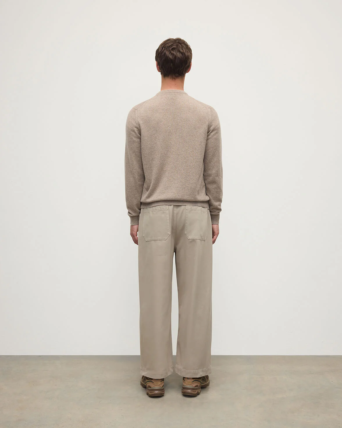 Brown Cashmere V-Neck Jumper - Image 4