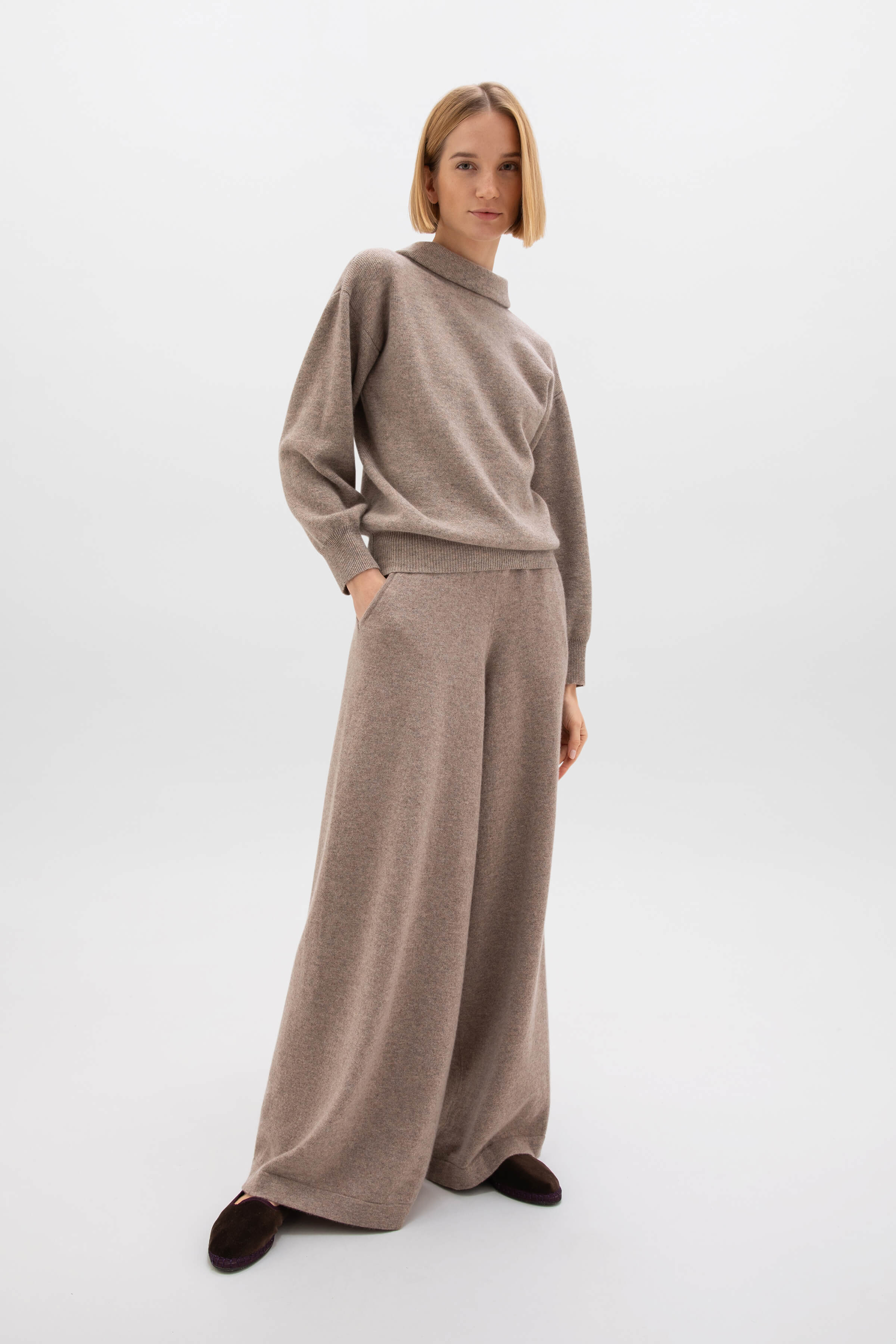Reversible Collar Light Brown Cashmere Jumper - Image 2