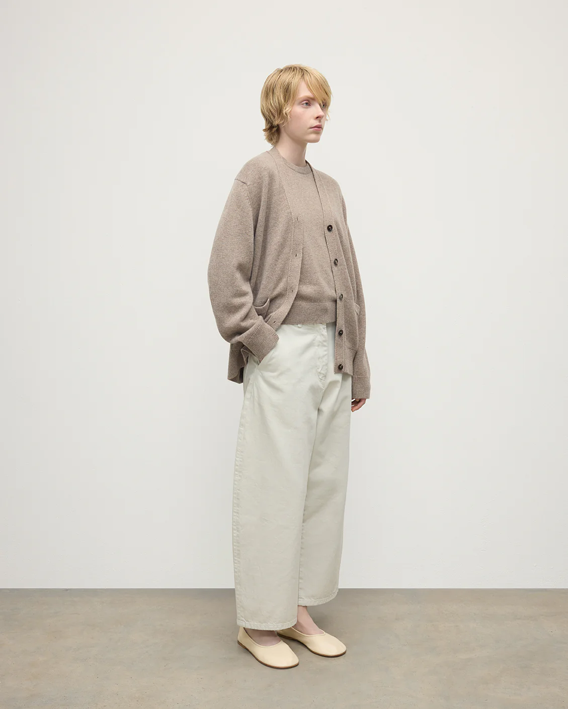 Boyfriend-Fit Brown Cashmere Cardigan - Image 3