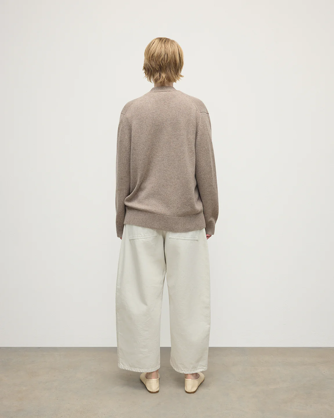 Boyfriend-Fit Brown Cashmere Cardigan - Image 4