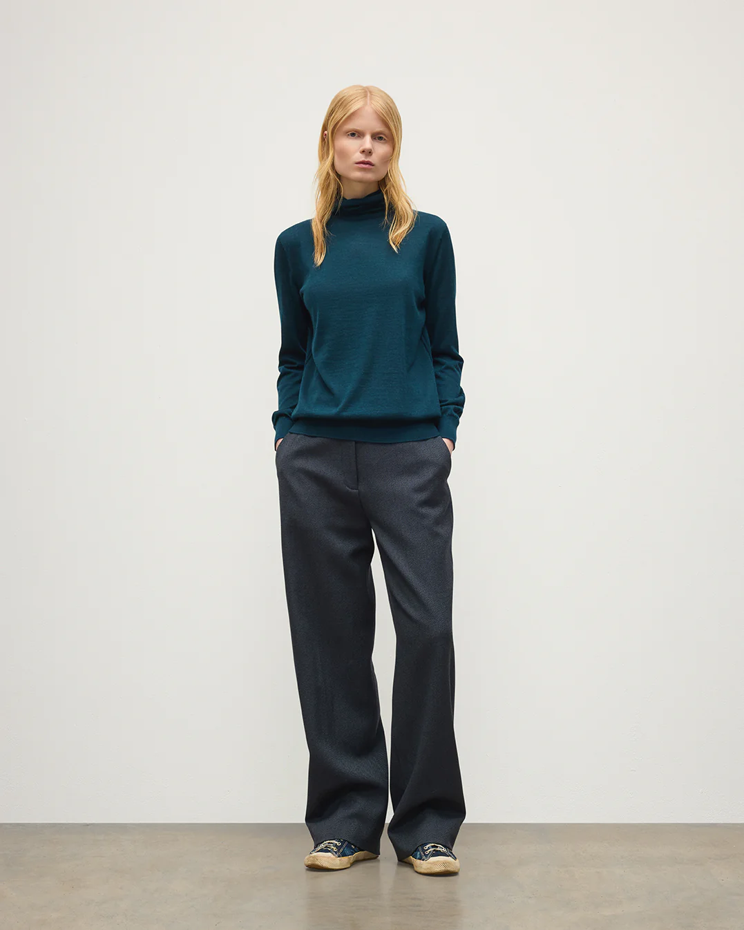 Beatrice Funnel Neck Green Superfine Cashmere Jumper