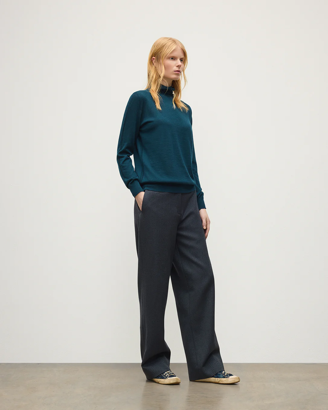 Beatrice Funnel Neck Green Superfine Cashmere Jumper - Image 3