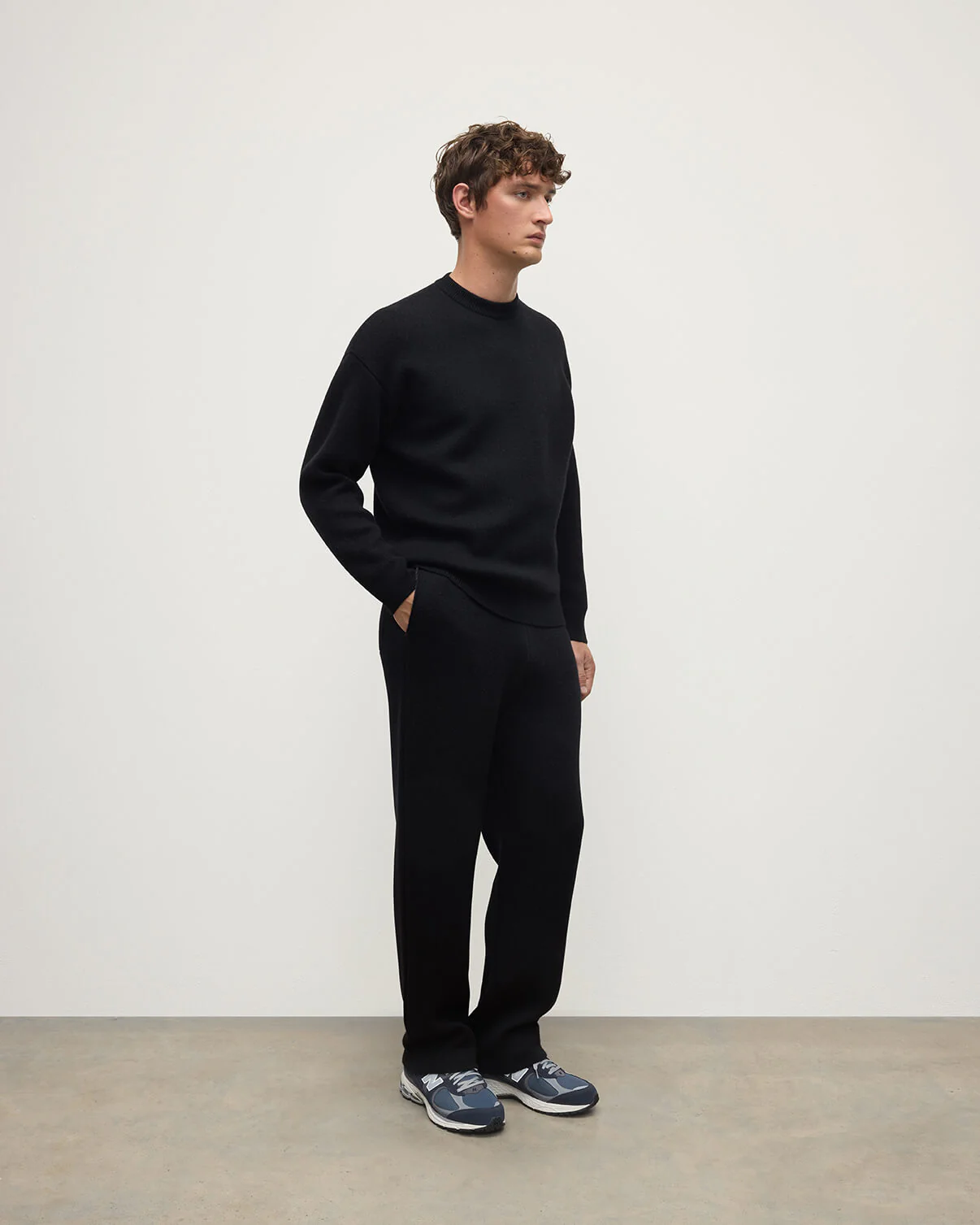 Double Faced Black Sweatshirt - Image 3