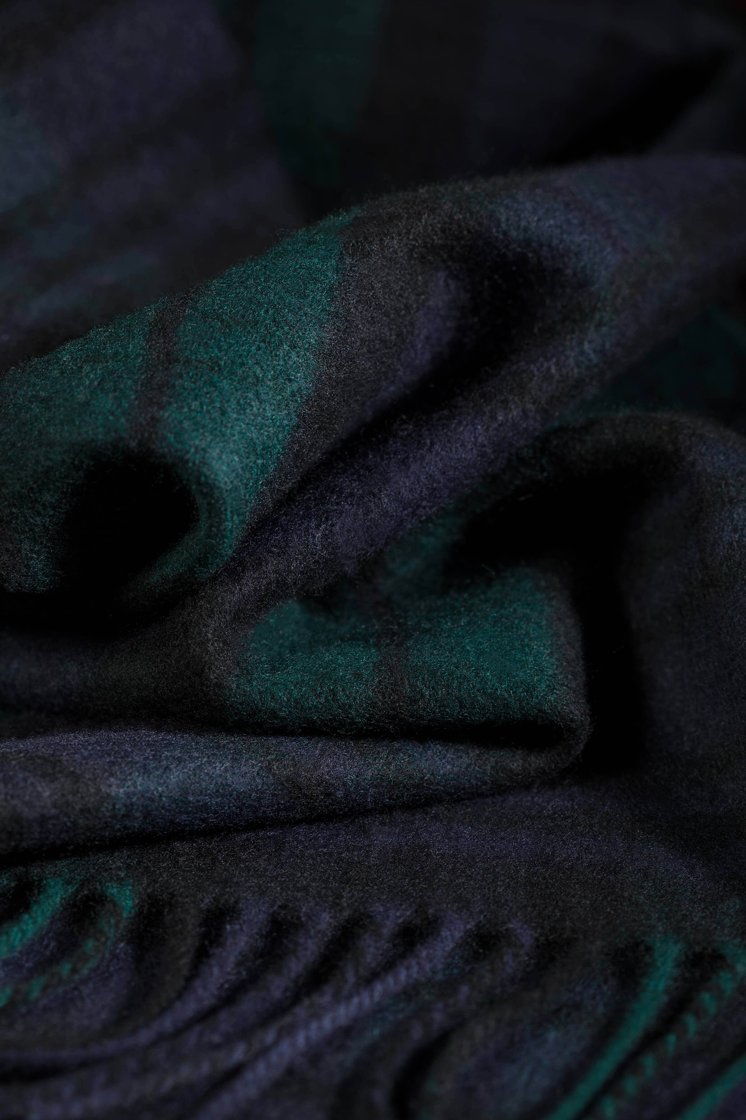 Black Watch Tartan Cashmere Stole - Image 2