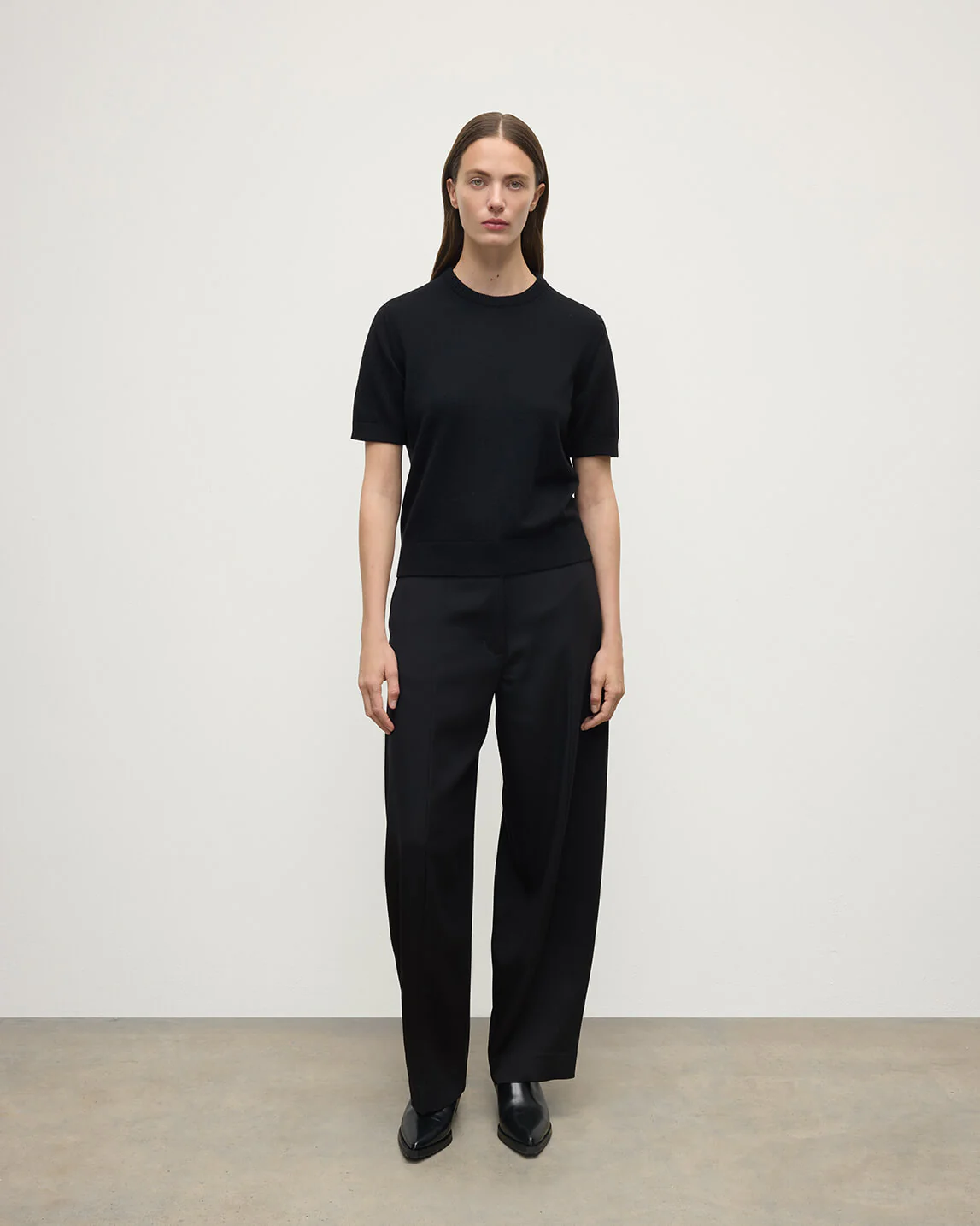 Classic Cashmere Black T-shirt