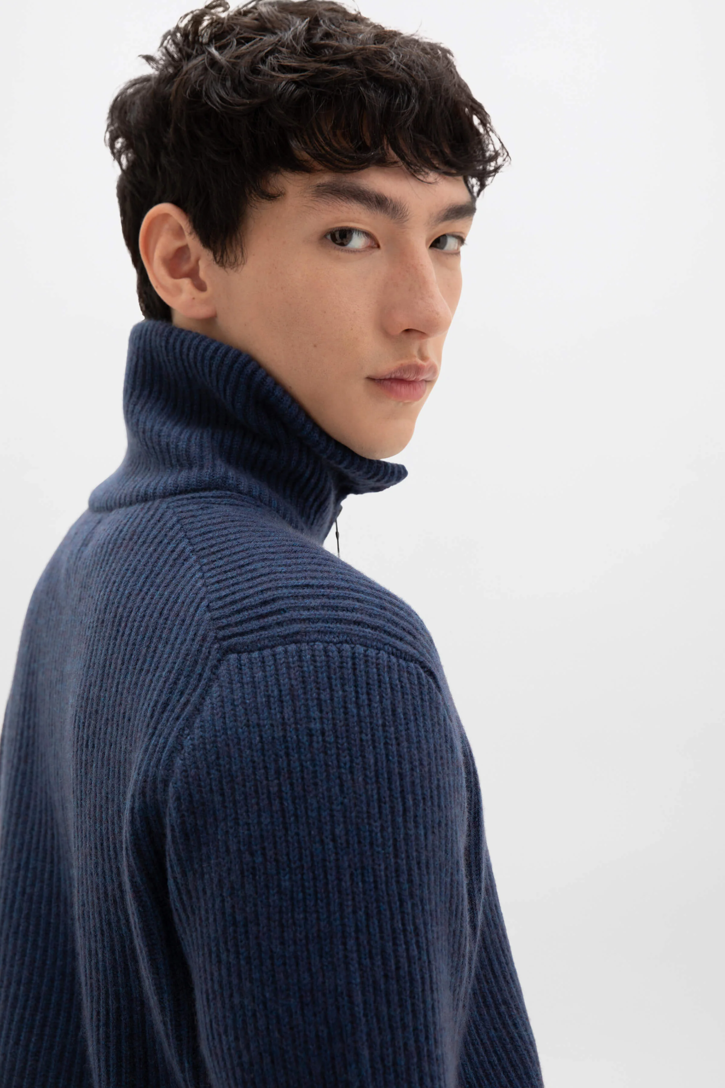 Ribbed Cashmere Zip Neck Mid Blue Jumper - Image 4