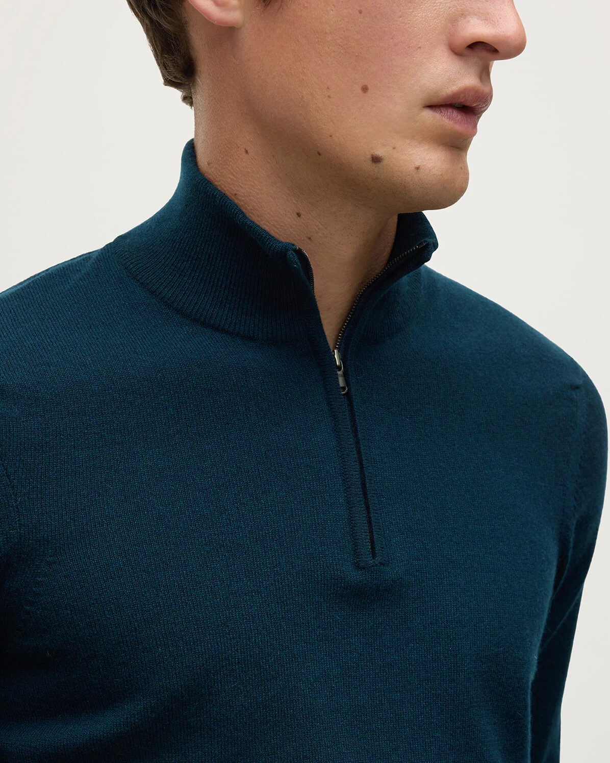 Classic Cashmere Dark Green Zip Neck Jumper - Image 5
