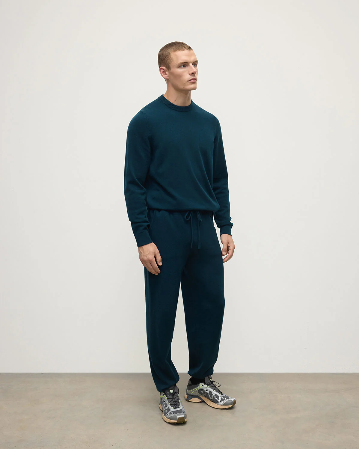 Kirk Bottle Green Cashmere Sweatpants - Image 3