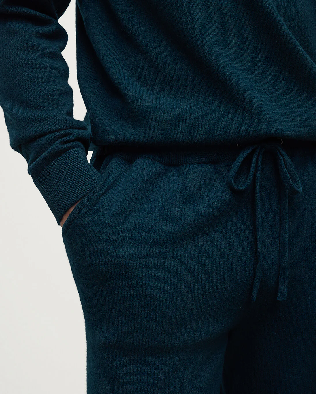 Kirk Bottle Green Cashmere Sweatpants - Image 5