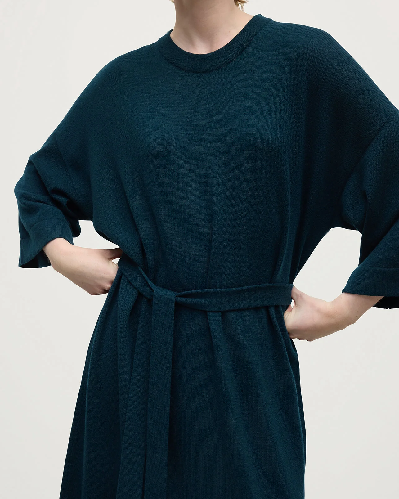Tie-Waist Cashmere Dark Green Jumper Dress - Image 5