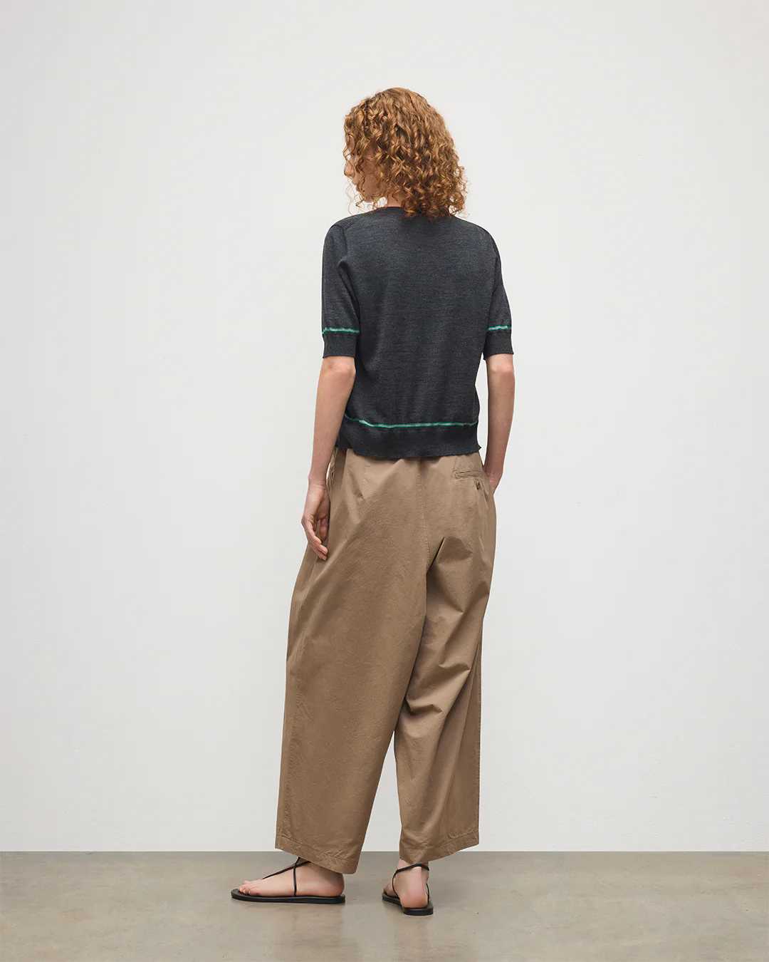 Brae Dark Grey Merino Short Sleeve Cardigan - Image 4
