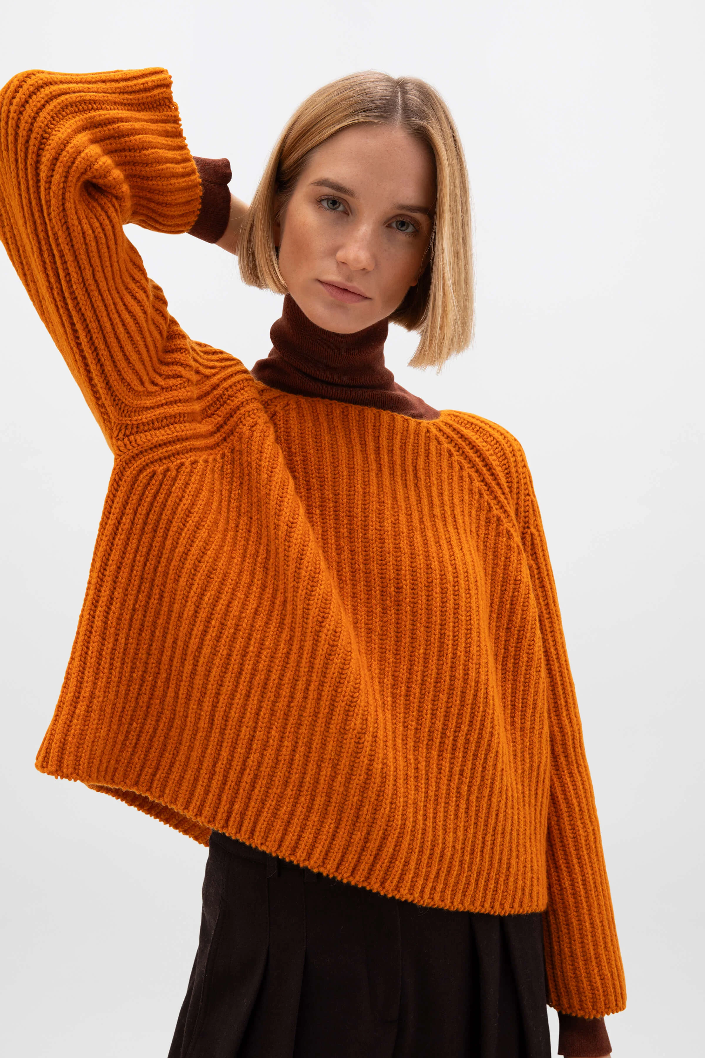 Cropped Ribbed Orange Cashmere Jumper - Image 7