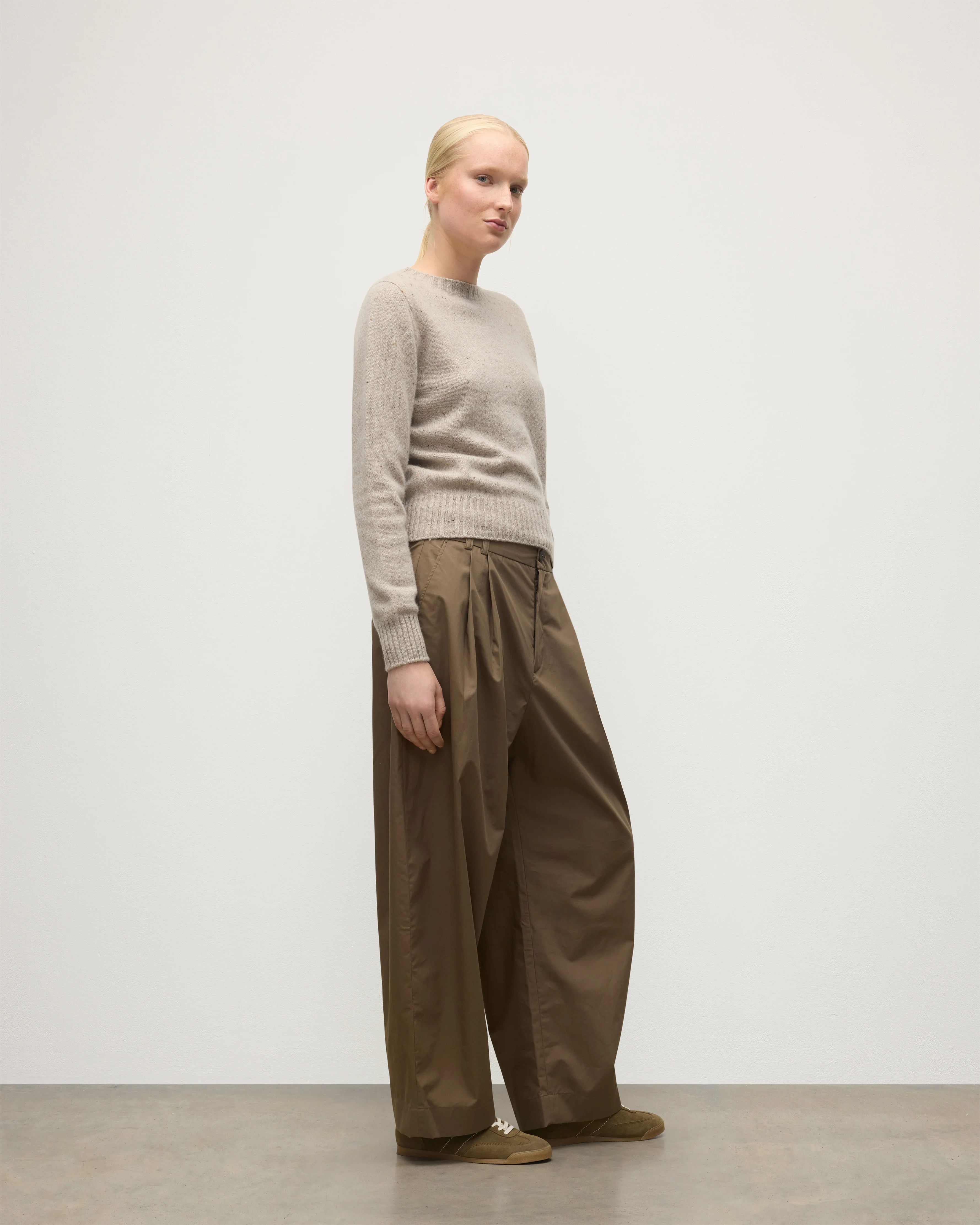 Cairn Natural Donegal Cashmere Jumper - Image 3