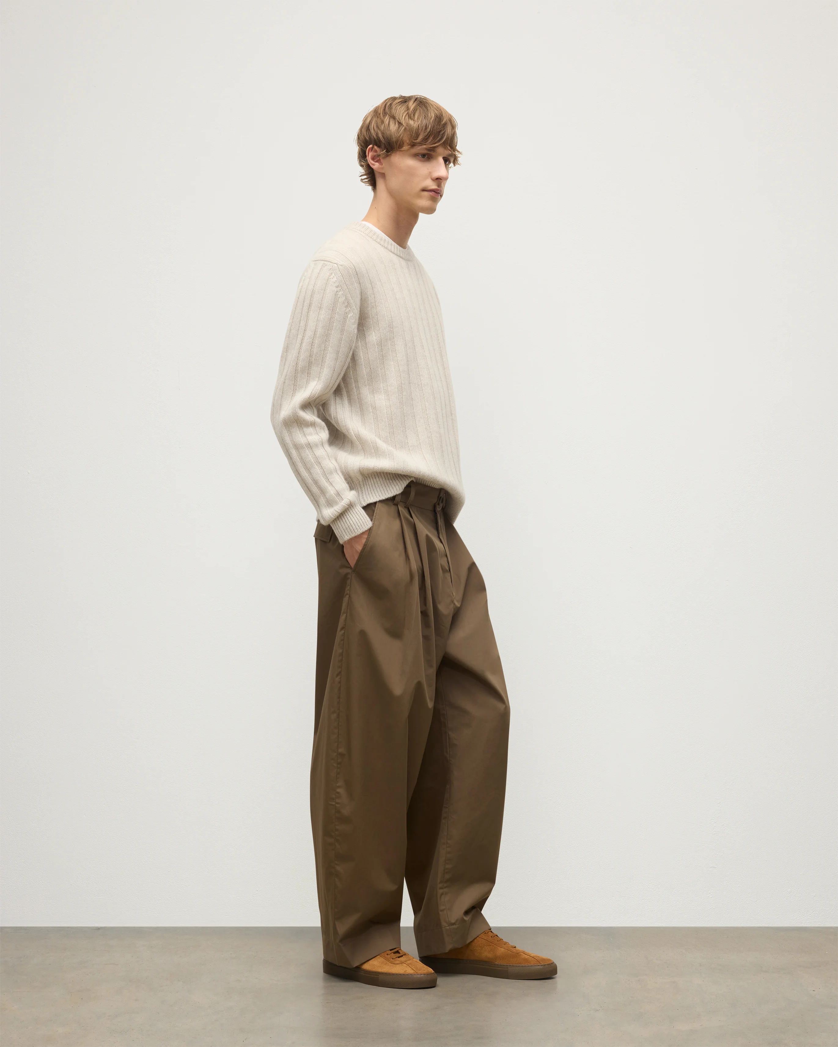 Calder Natural Cable Cashmere Jumper - Image 3