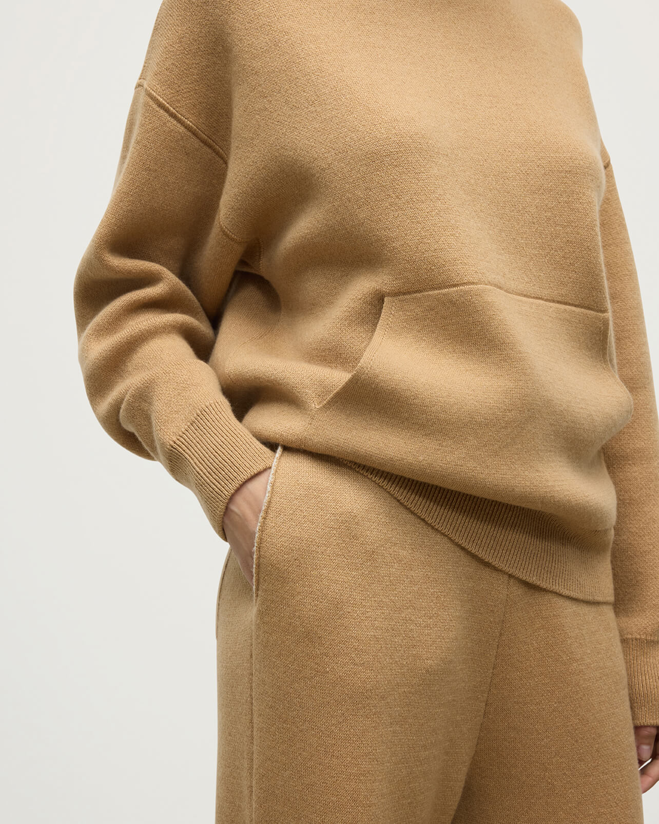 Double-Face Camel Joggers - Image 6