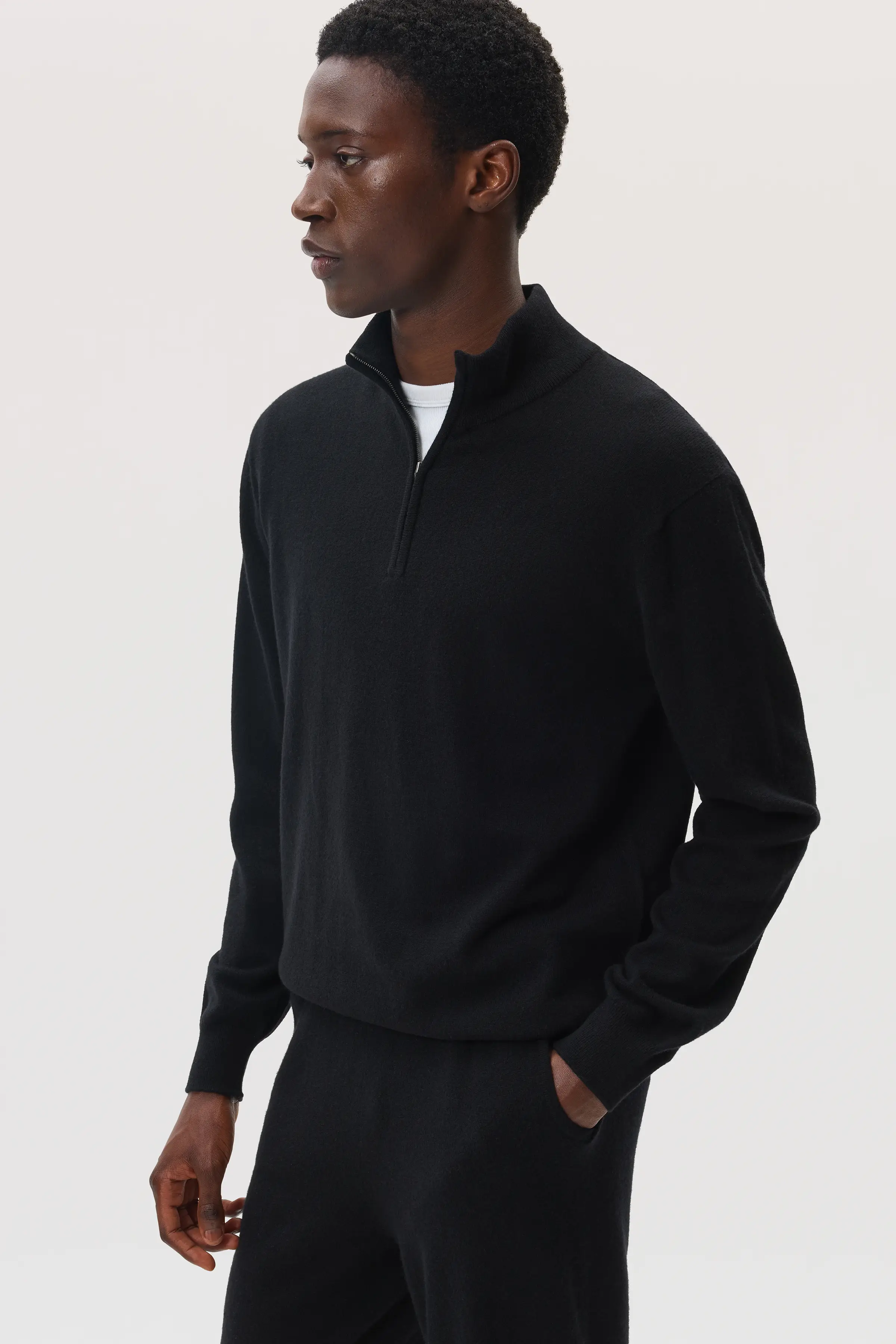 Classic Cashmere Black Zip Neck Jumnper
