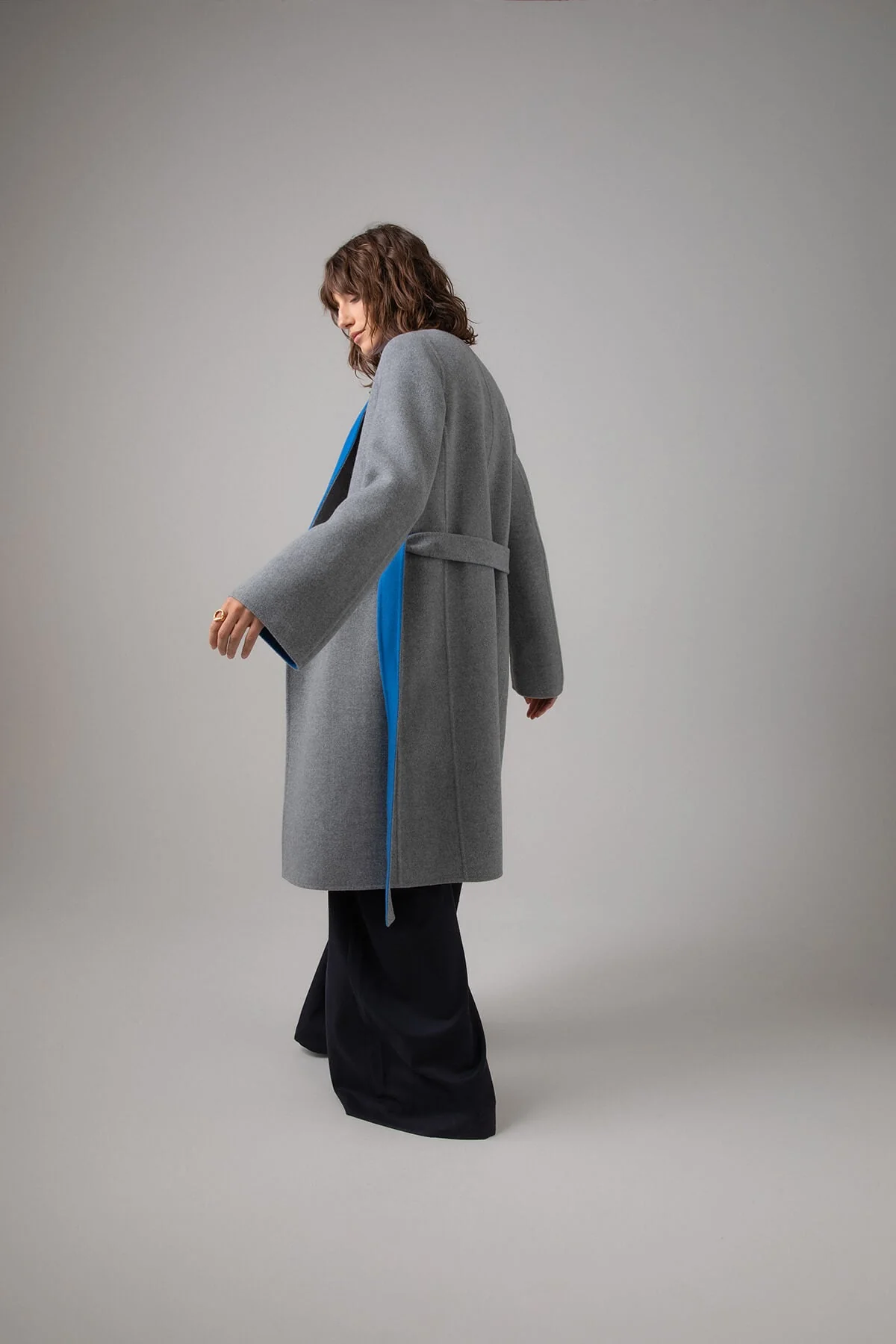 Collarless Grey & Blue Cape Coat - Image 3