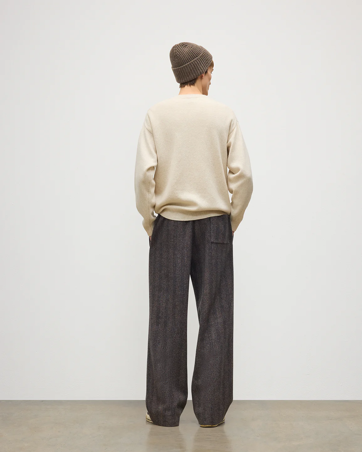 Craigie Natural Lambswool Jumper - Image 4