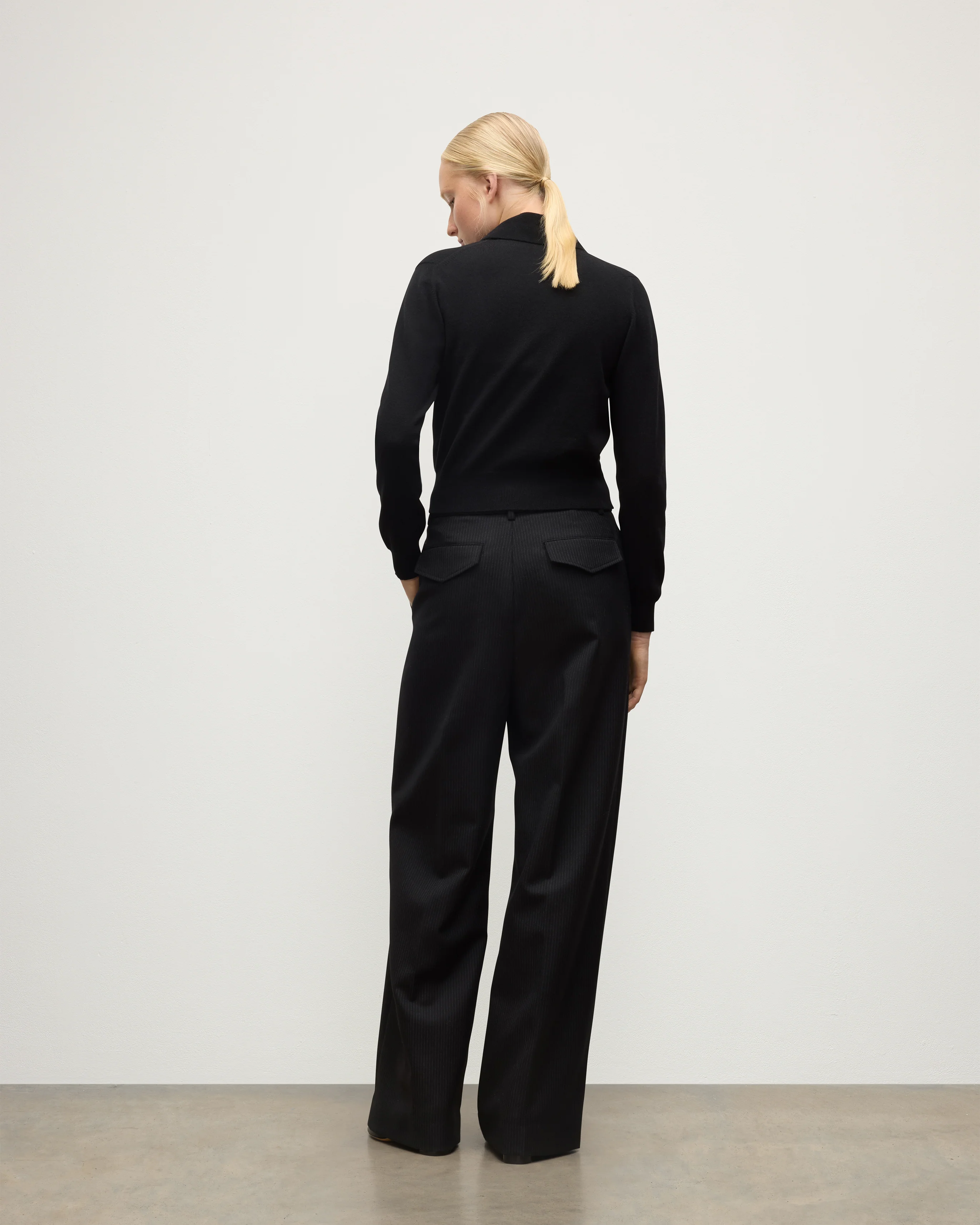 Crathie Black Shawl Cashmere Cardigan - Image 4