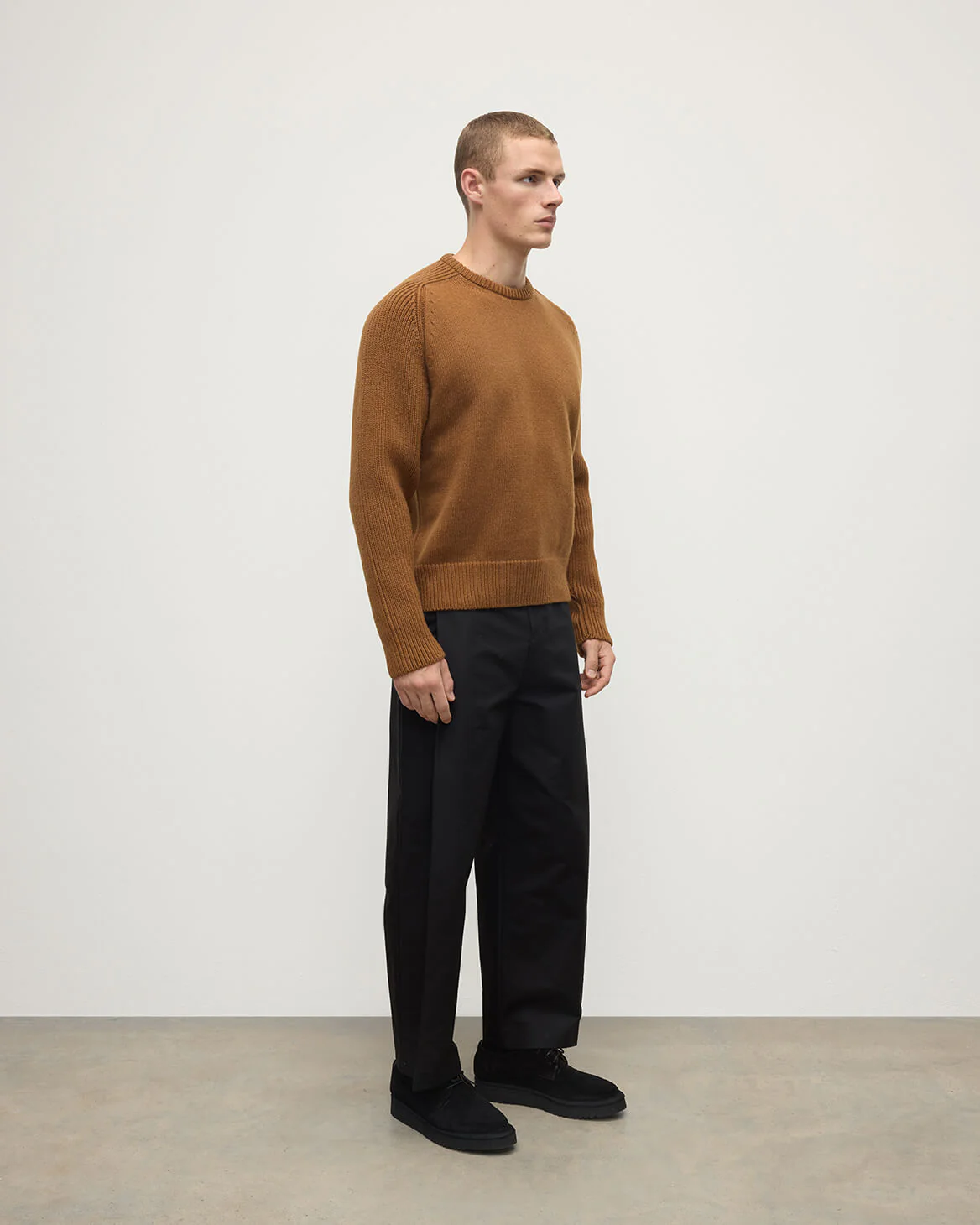 Ribbed Dark Camel Cashmere Jumper - Image 3