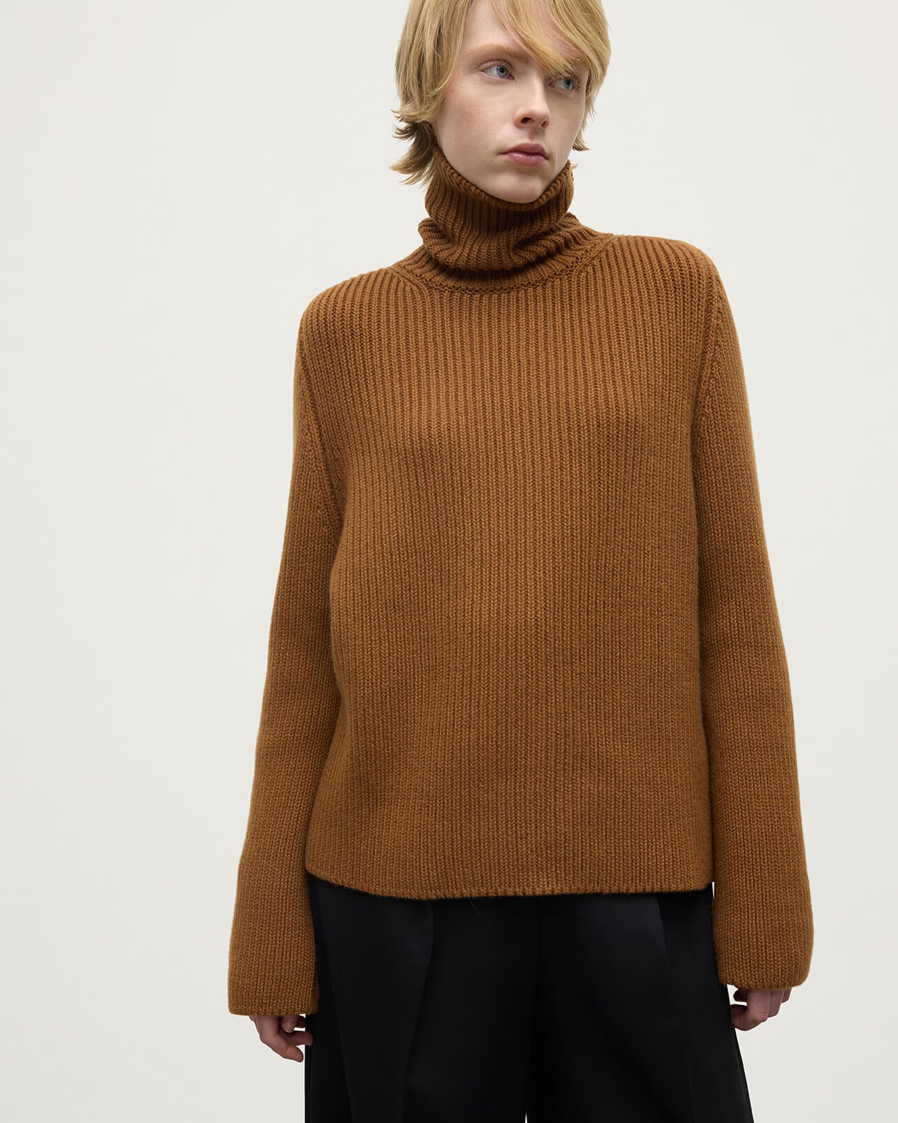 Roll-Collar Dark Camel Cashmere Jumper - Image 5