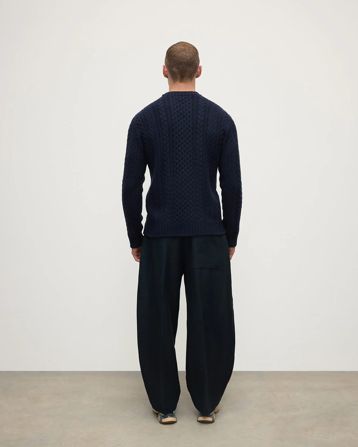 Aran Cable Dark Navy Cashmere Jumper - Image 4