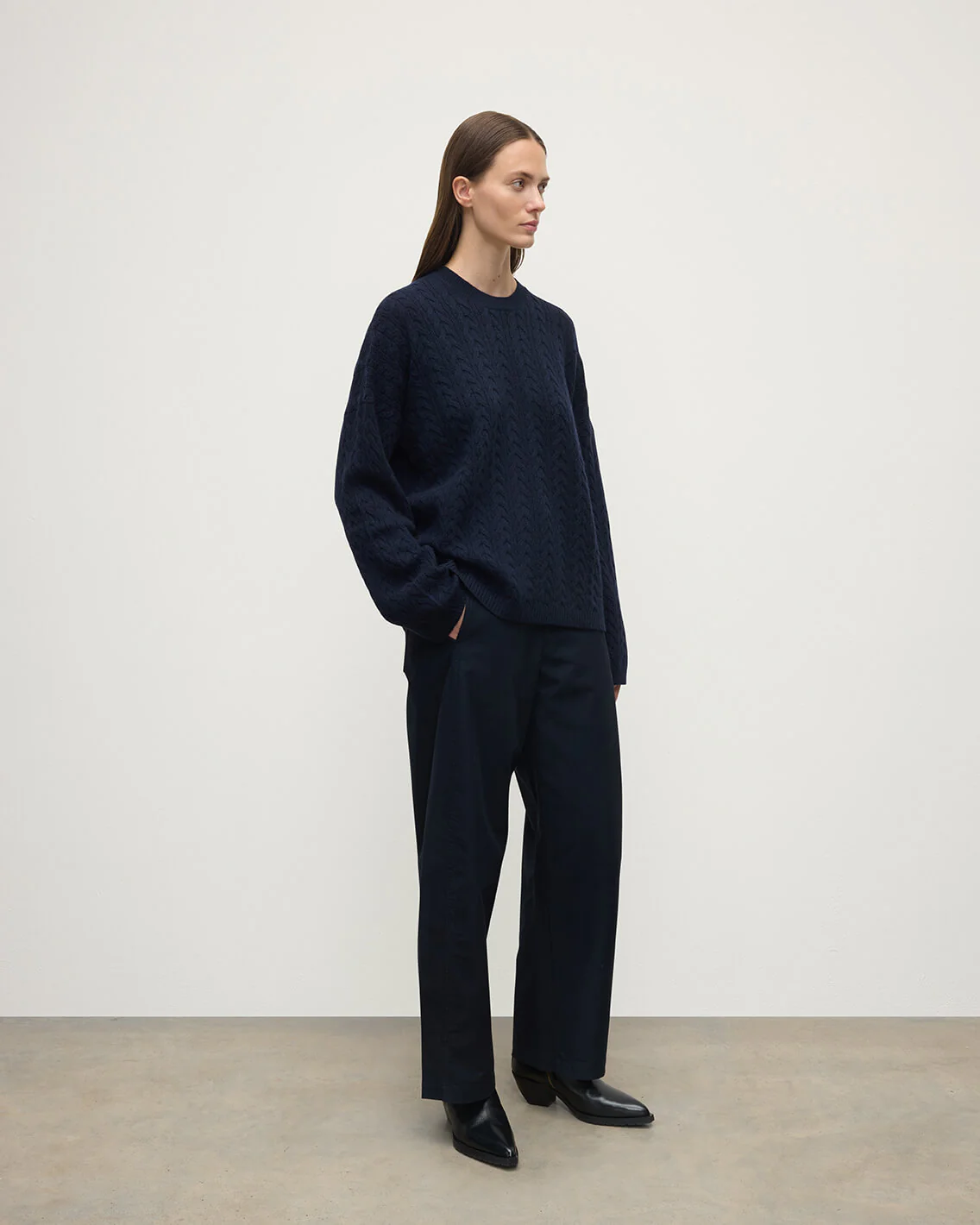 Cable Knit Dark Navy Cashmere Jumper - Image 3