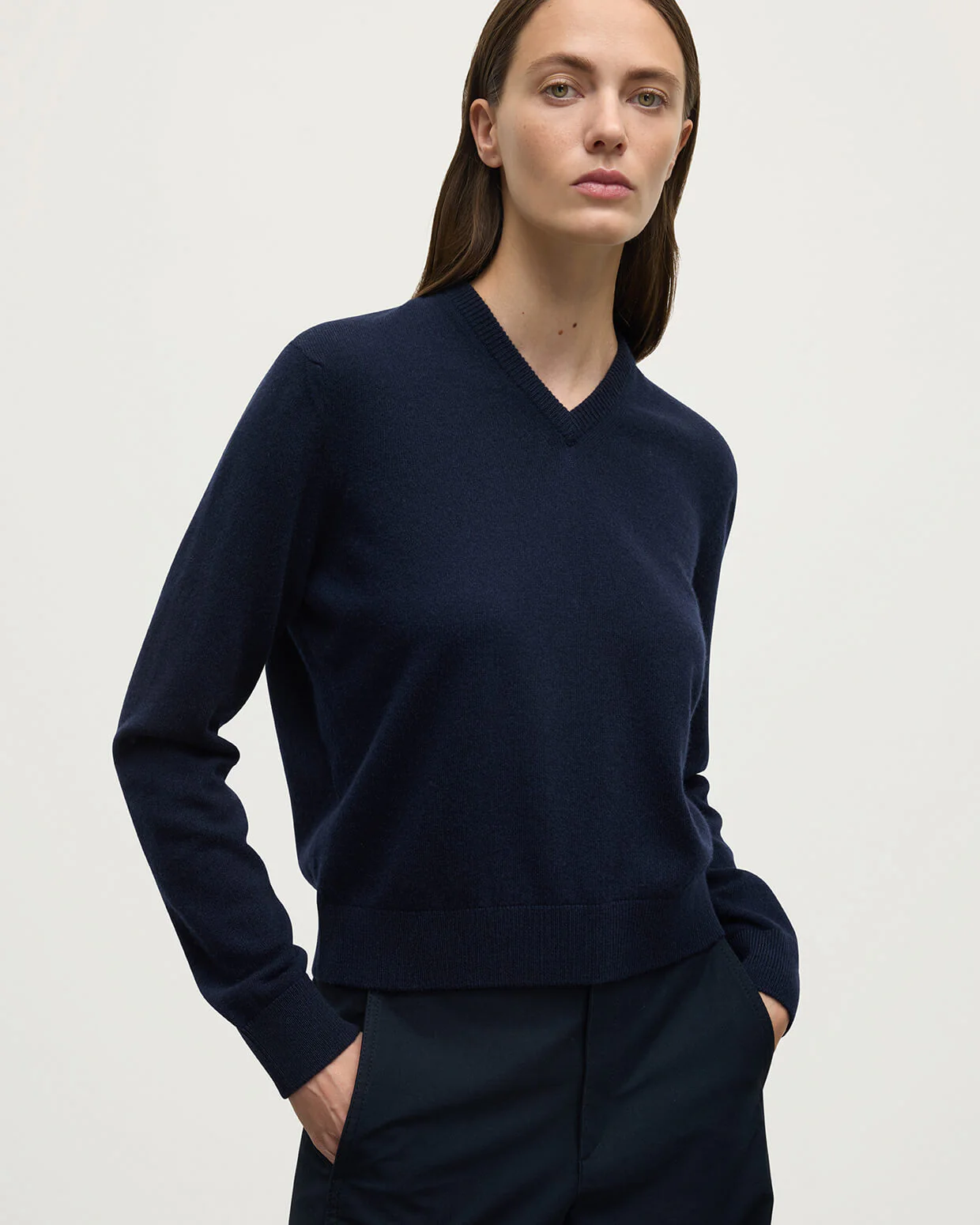 Cashmere Dark Navy V Neck Jumper - Image 5