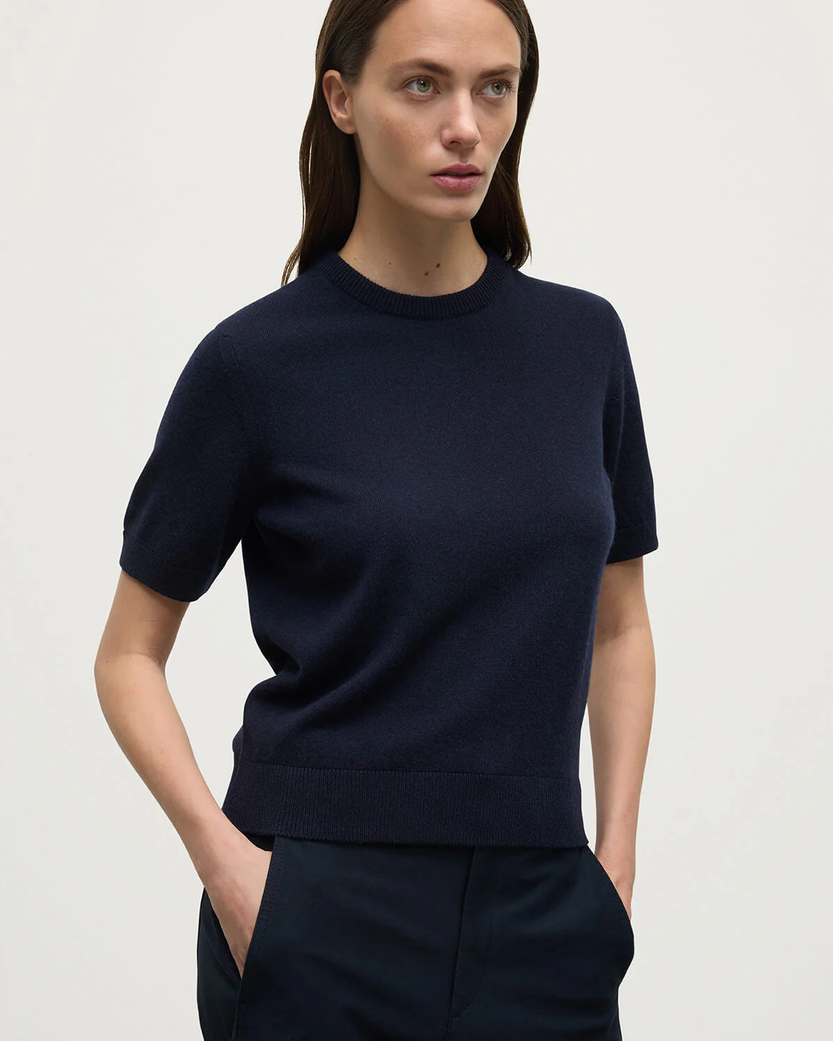 Classic Cashmere Dark Navy T-shirt - Image 5