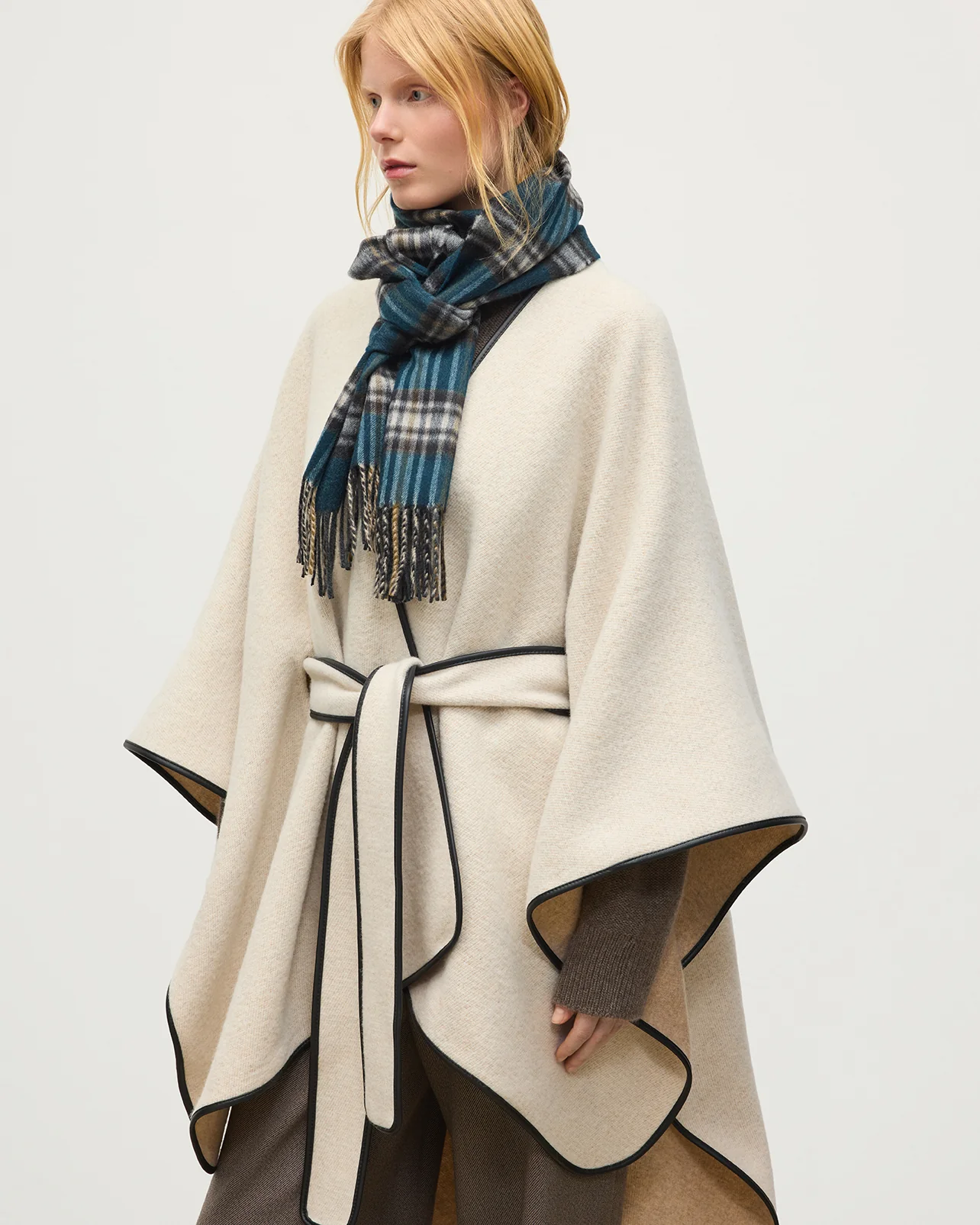 Cream Belted Cape with Leather Binding - Image 5