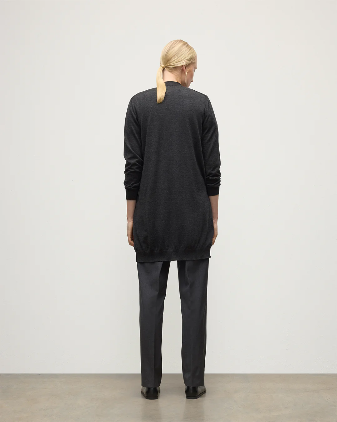 Elise Dark Grey Long Superfine Cashmere Cardigan - Image 4
