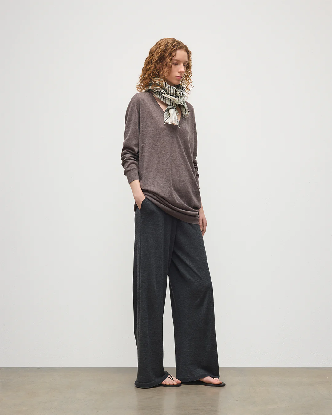 Elise Brown Long Superfine Cashmere Jumper - Image 3