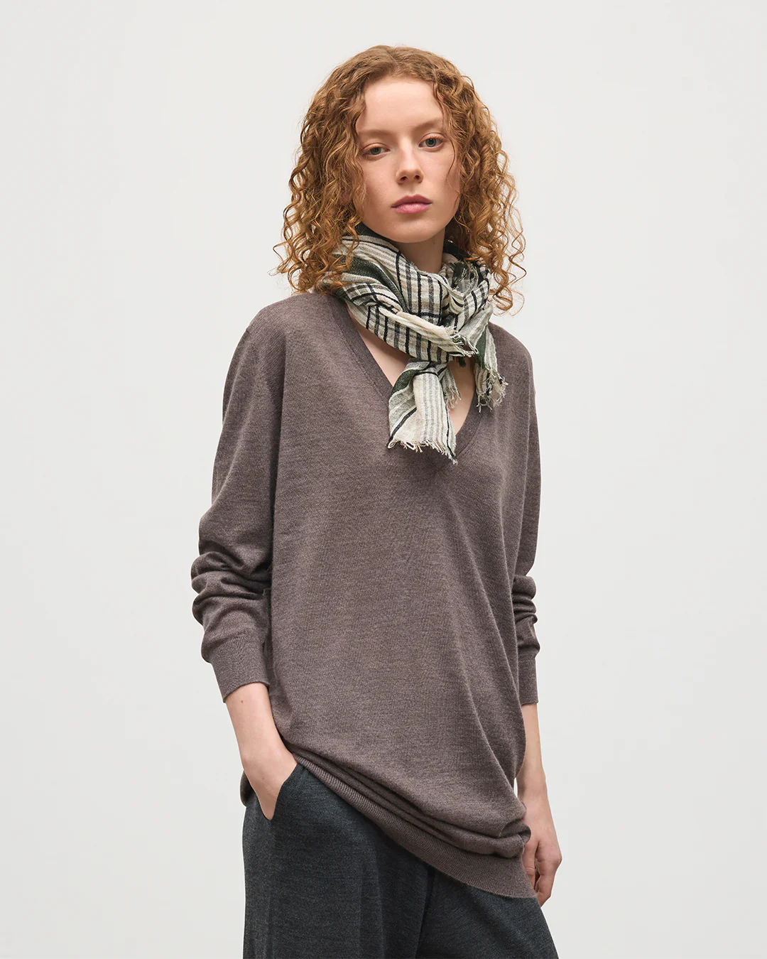 Elise Brown Long Superfine Cashmere Jumper - Image 5