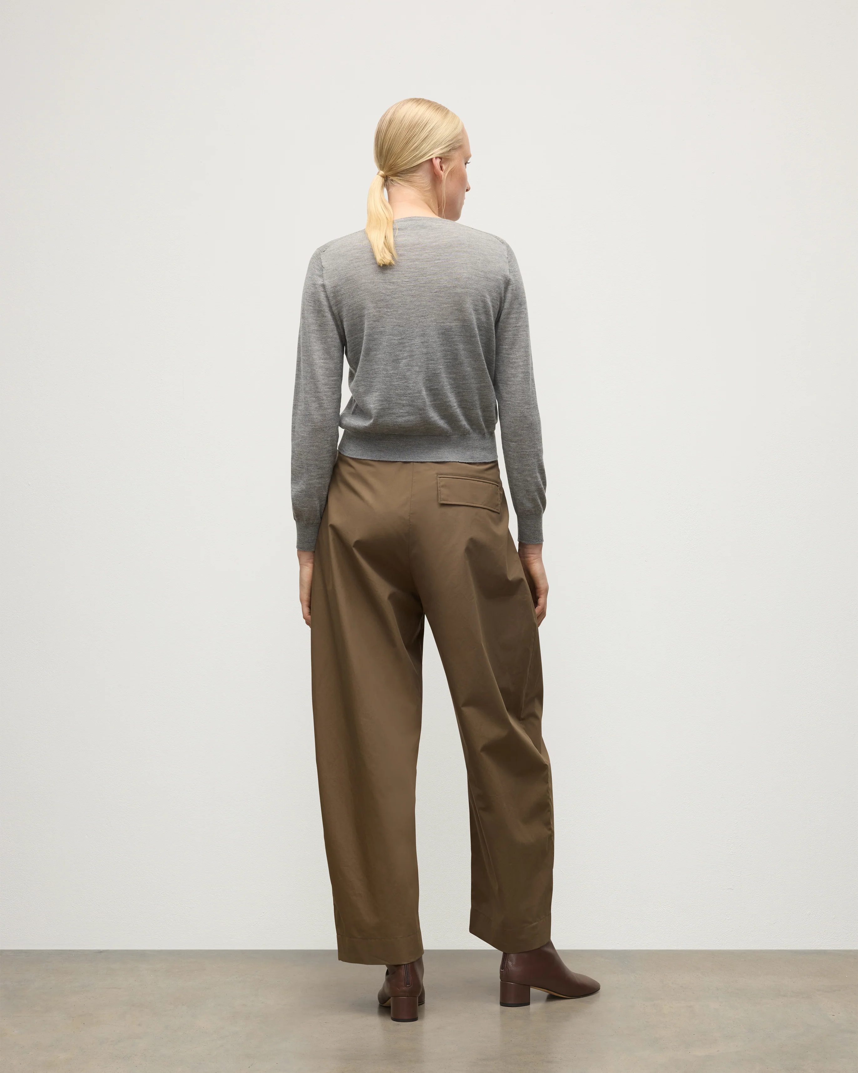 Ella Scoop Neck Superfine Cashmere Grey Jumper - Image 4