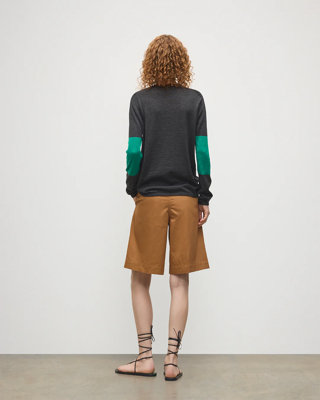 Euna Grey & Green Superfine Cashmere T-Shirt - Image 3