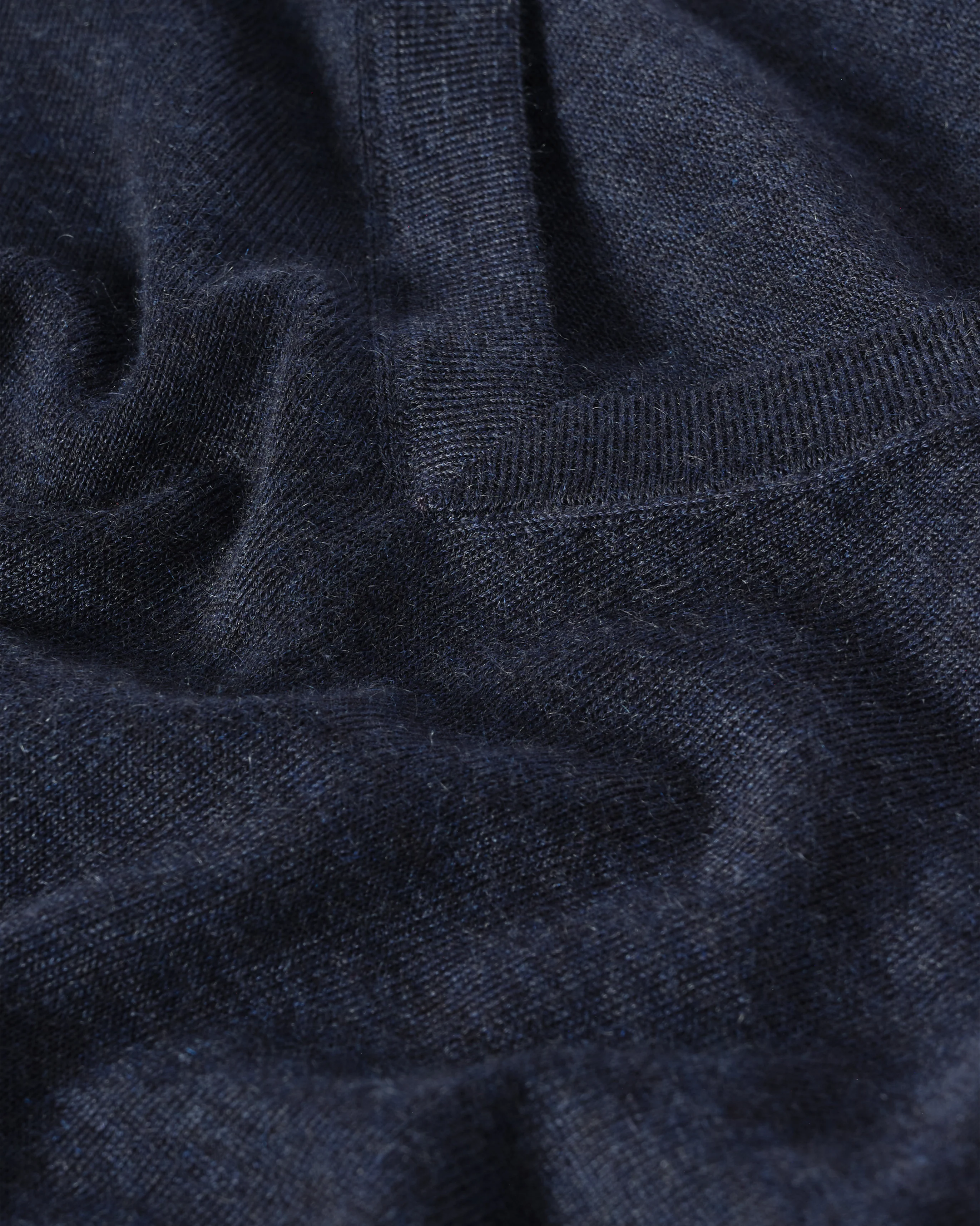 Fin Navy V Neck Superfine Cashmere Jumper - Image 7