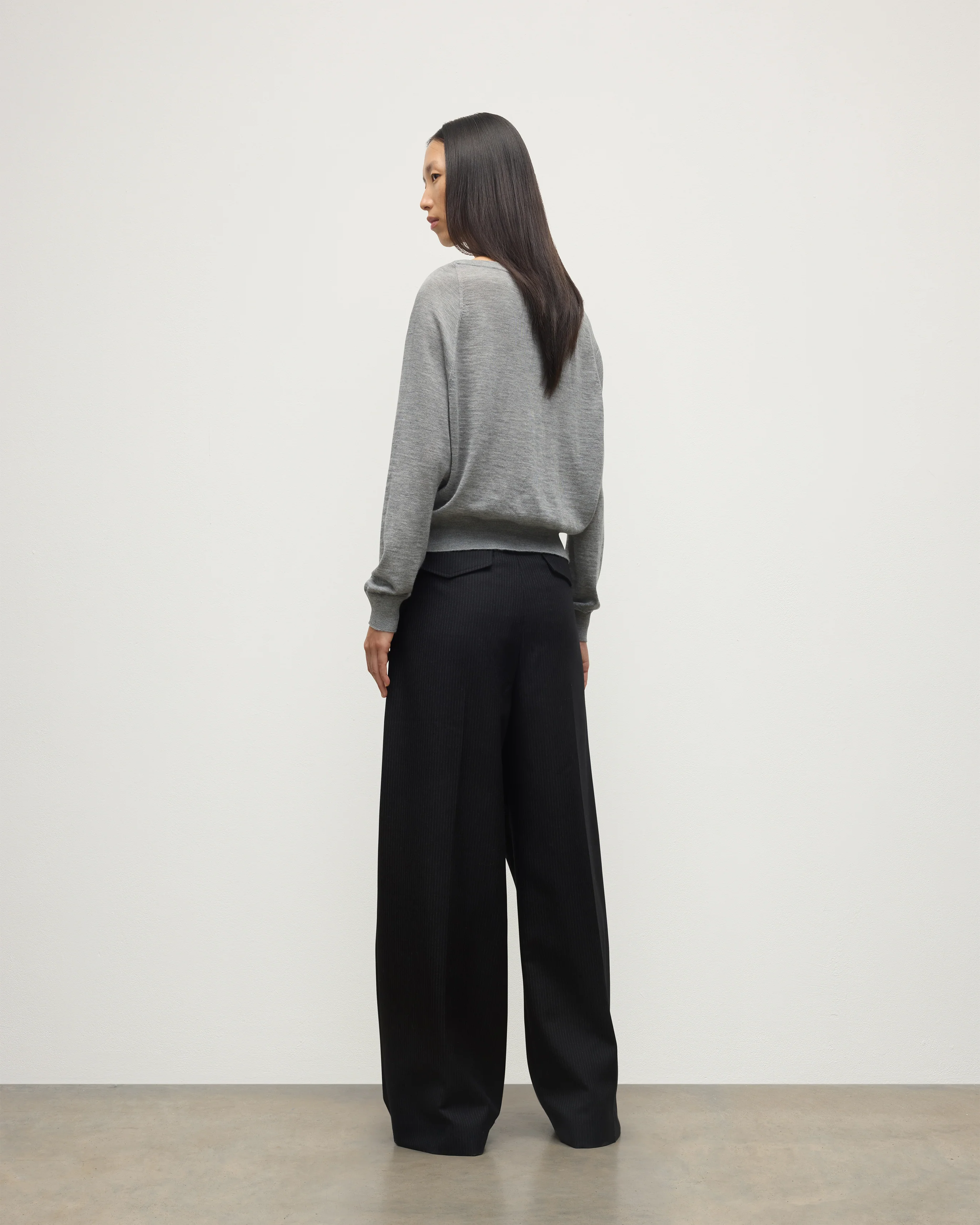 Finola Grey Superfine Cashmere Jumper - Image 4