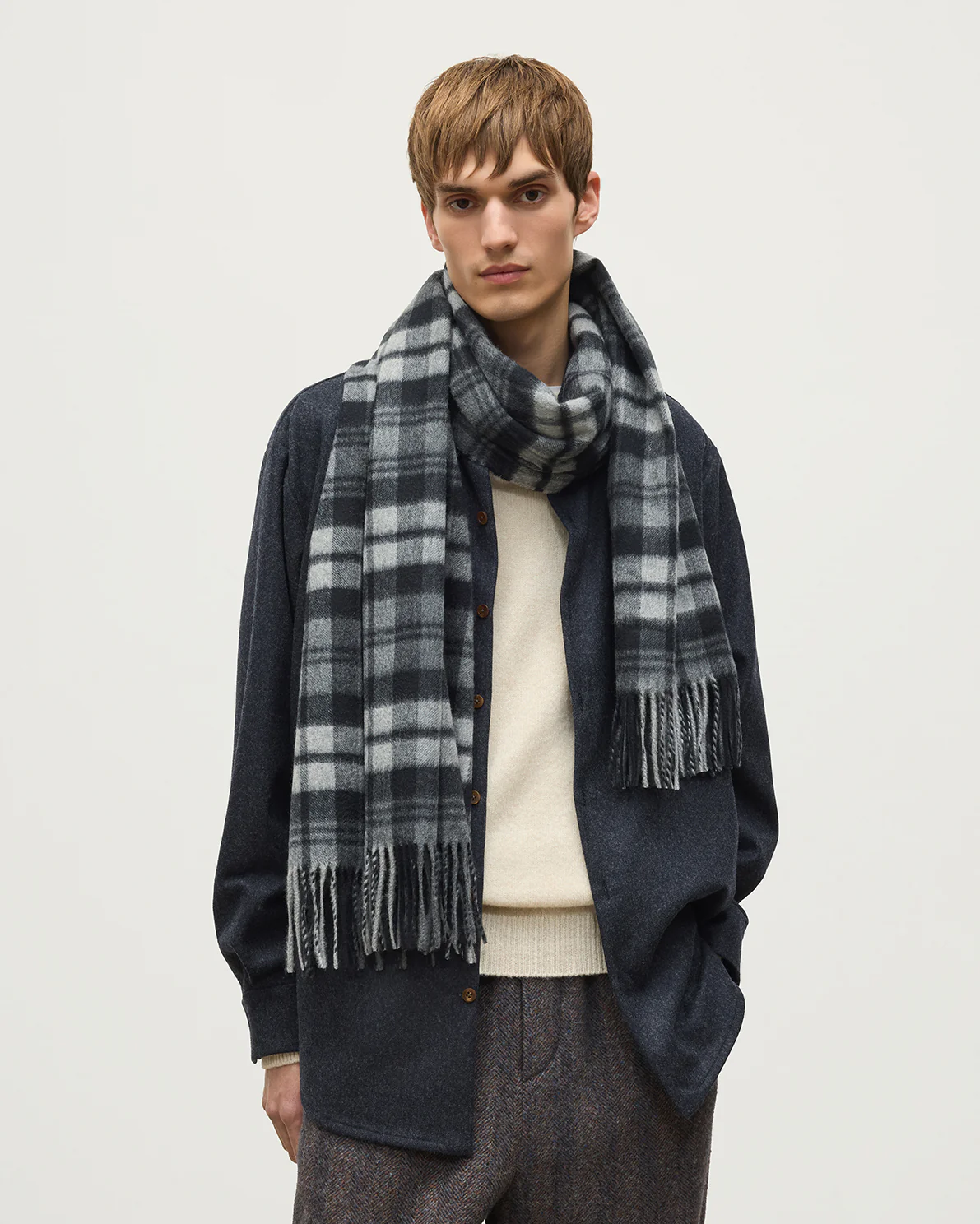 Grey Watch Dress Tartan Cashmere Stole - Image 2