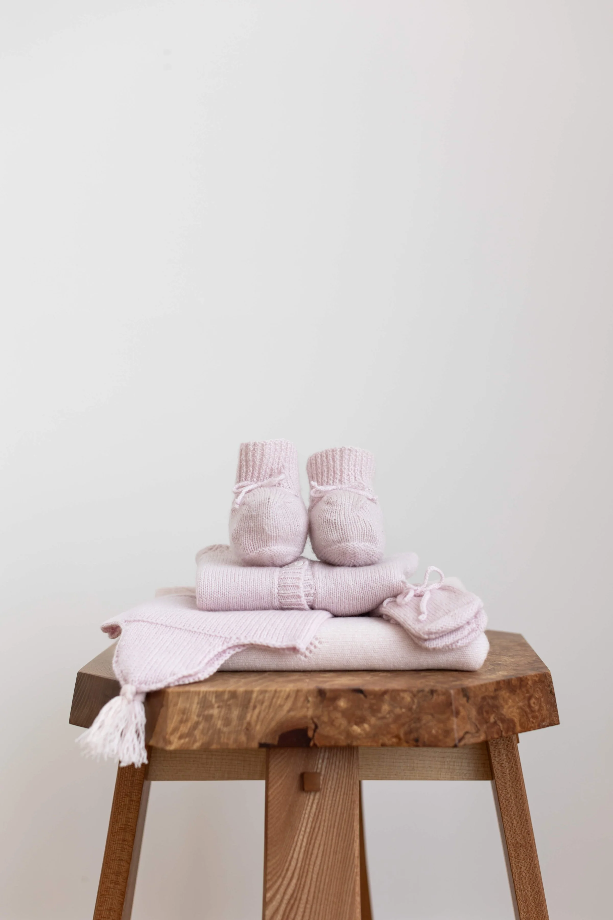 Pink Cashmere Baby Booties - Image 4