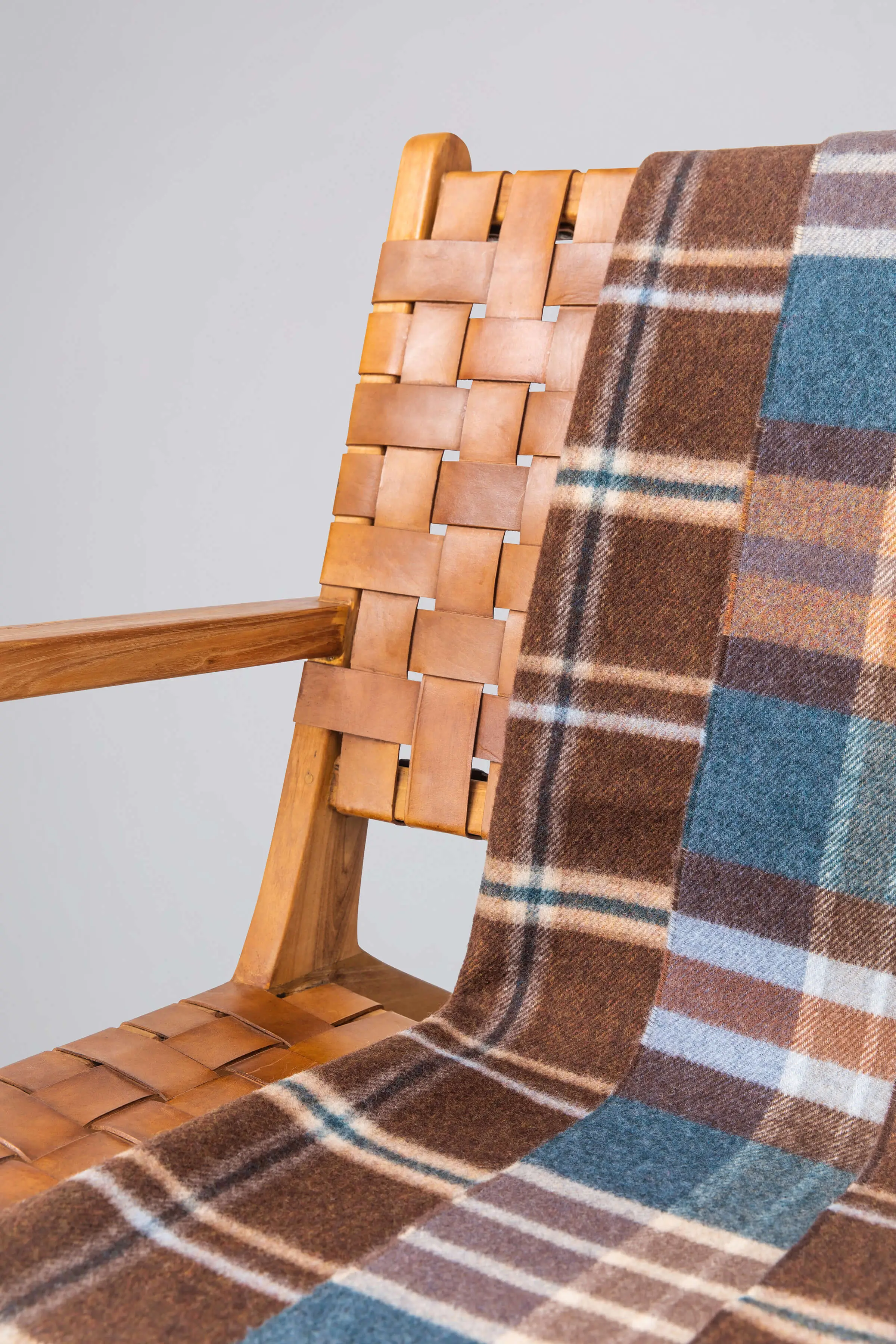 Double Face Lambswool Throw in Heather Blue & Brown Check - Image 4