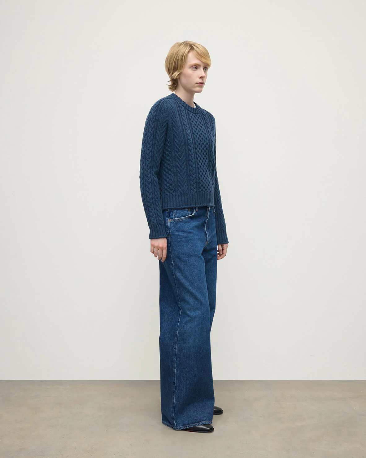 Aran Cable Navy Cashmere Jumper - Image 3