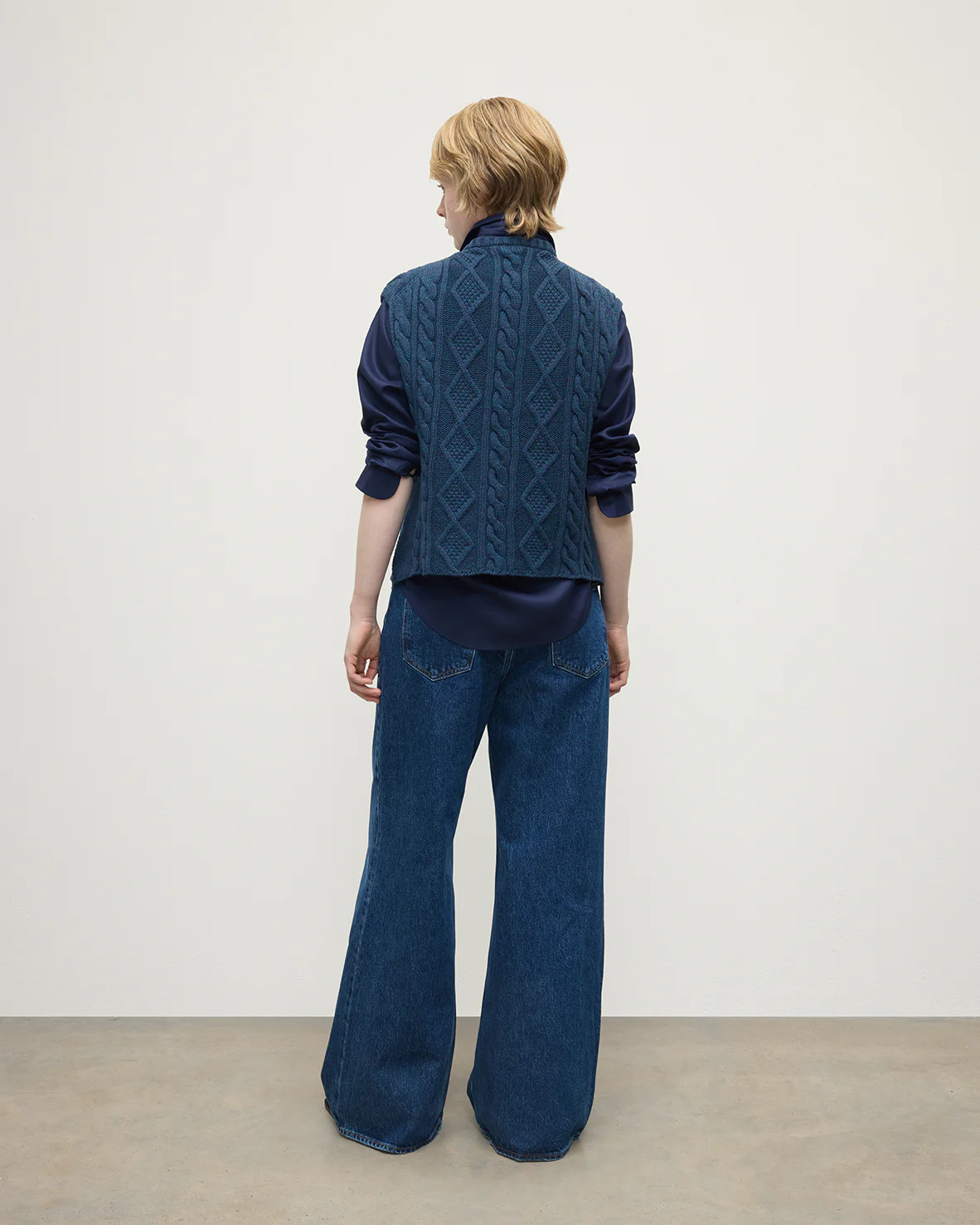 Aran Cable Navy Cashmere Tank - Image 4