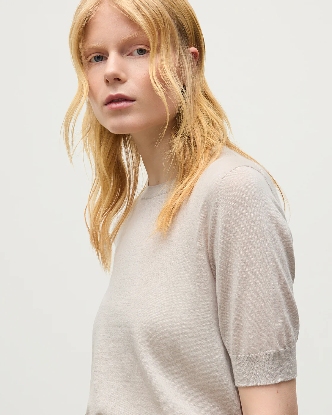 Honor Cream Superfine Cashmere T-Shirt - Image 6