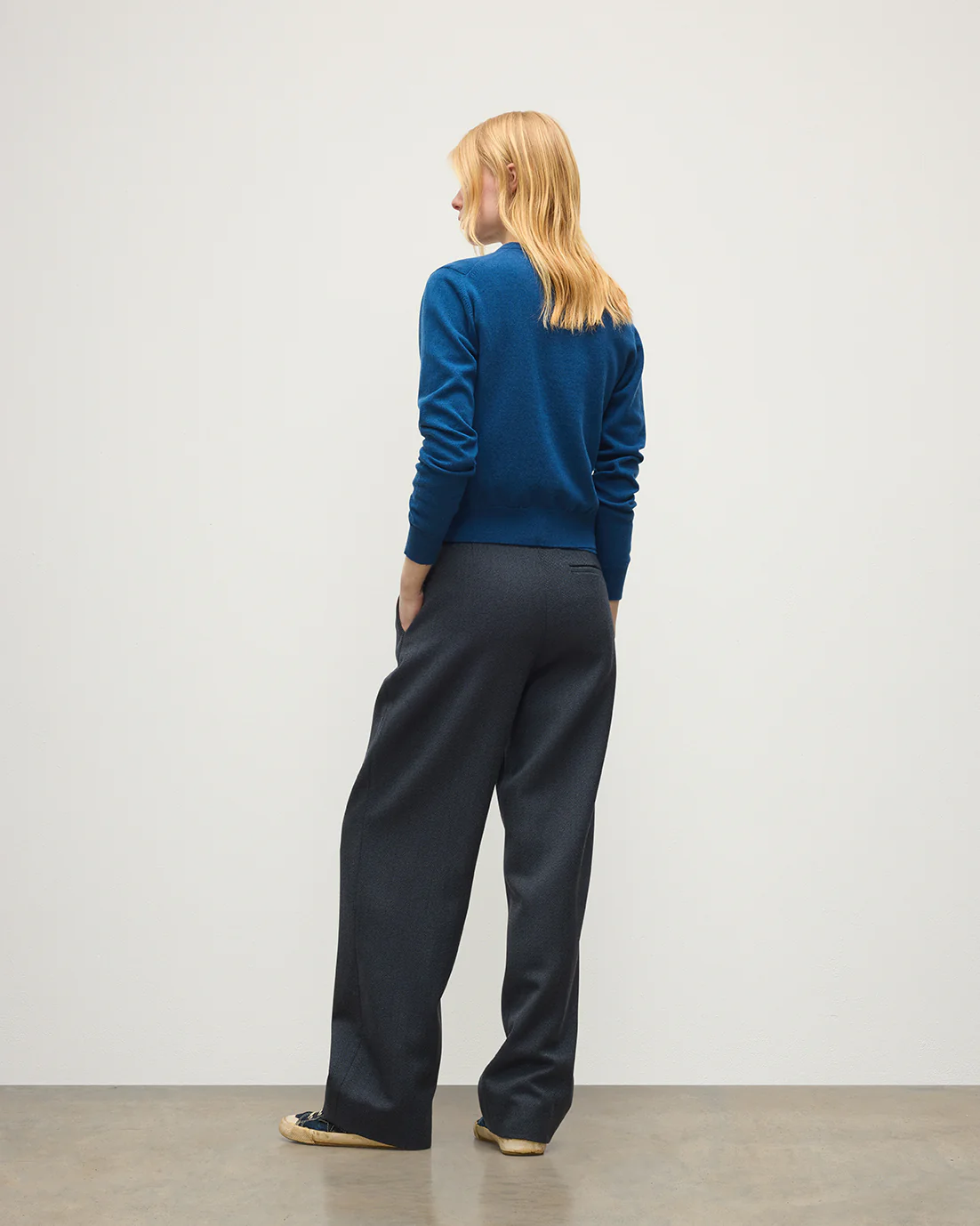 Iris Classic Blue Cashmere Cardigan - Image 4