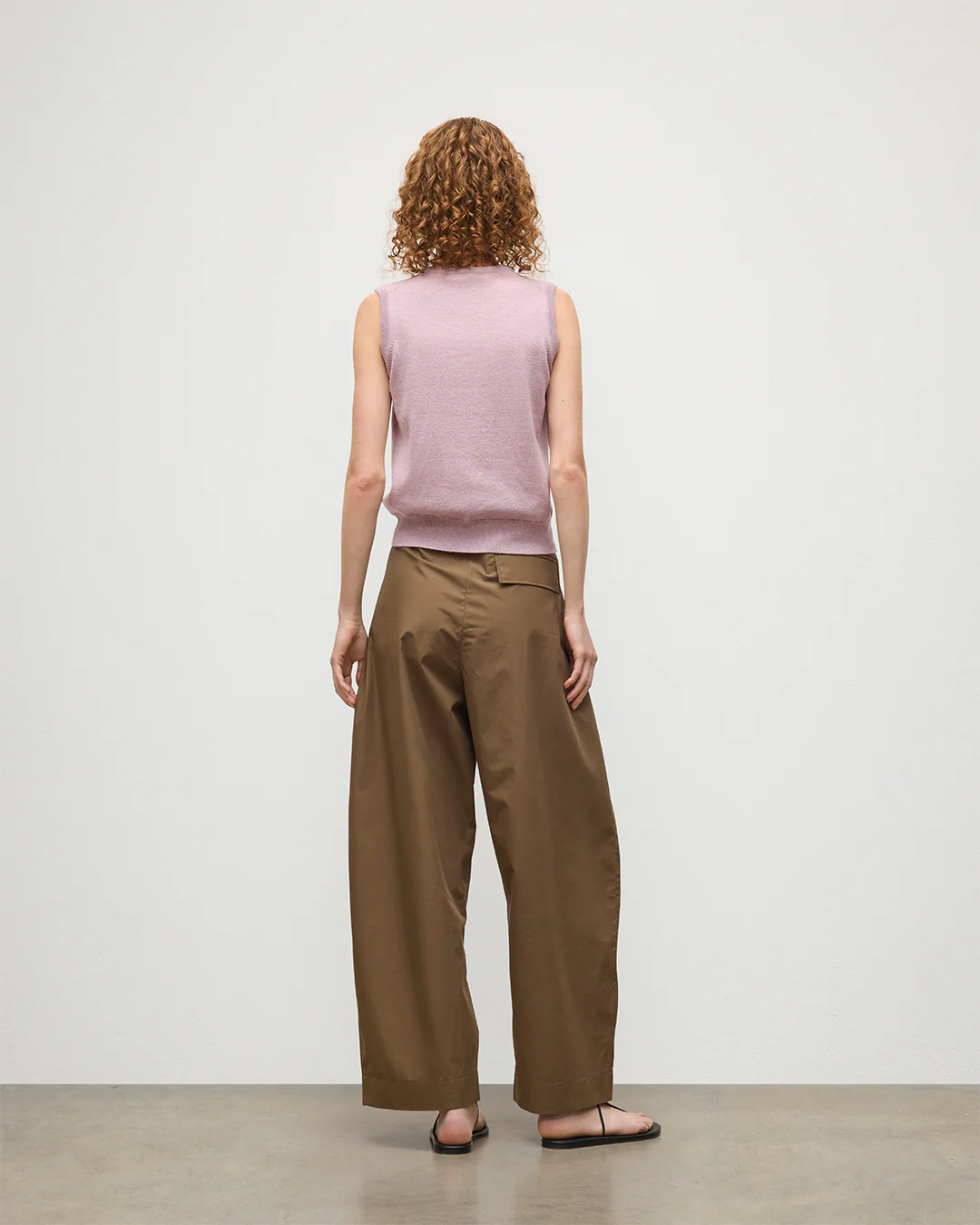 Iris Light Pink Classic Cashmere Tank - Image 4