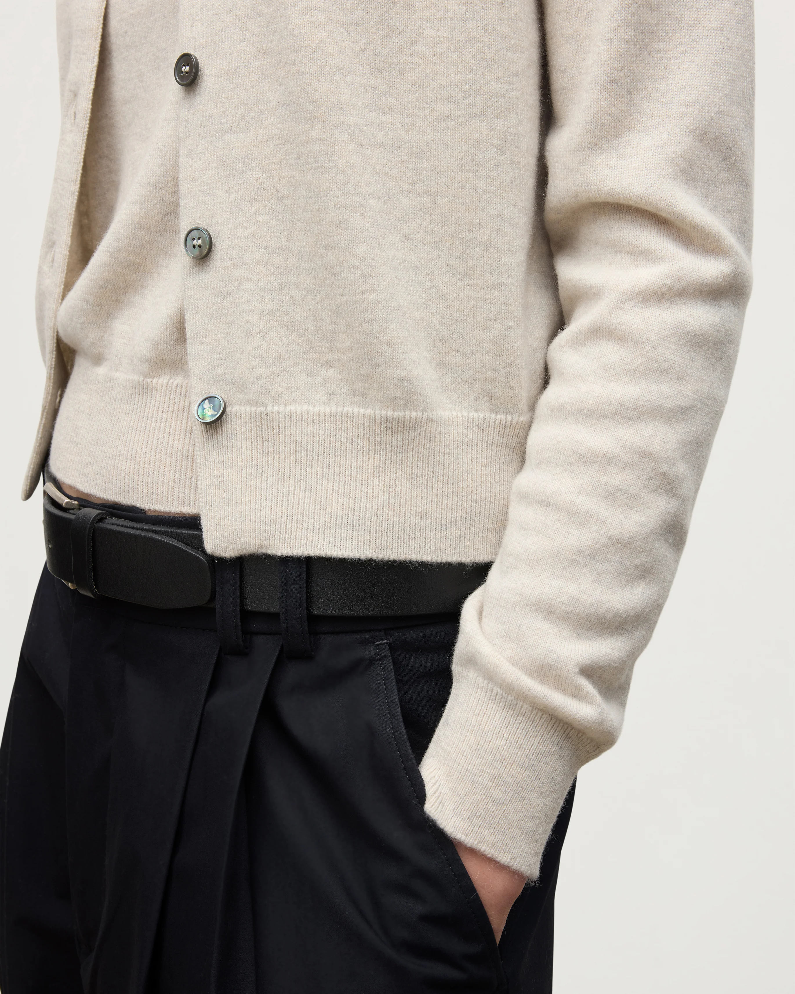 Iris Natural Classic Cashmere Cardigan - Image 5