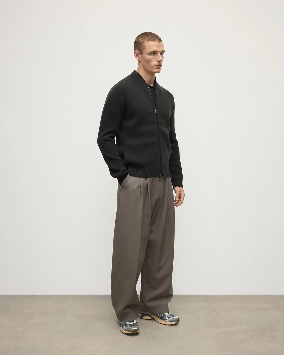 Cashmere Milano Stitch Dark Grey Zip Jacket - Image 3