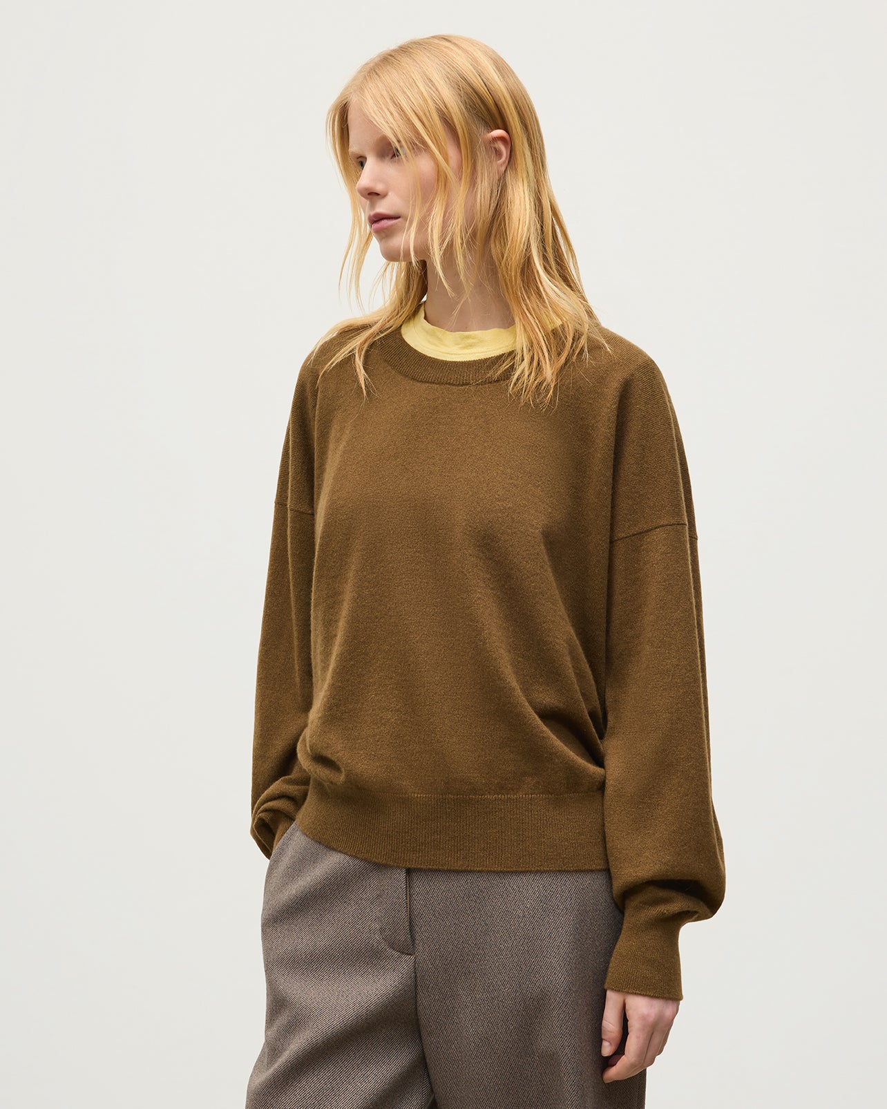 Jessie Back Split Green Cashmere Jumper - Image 6