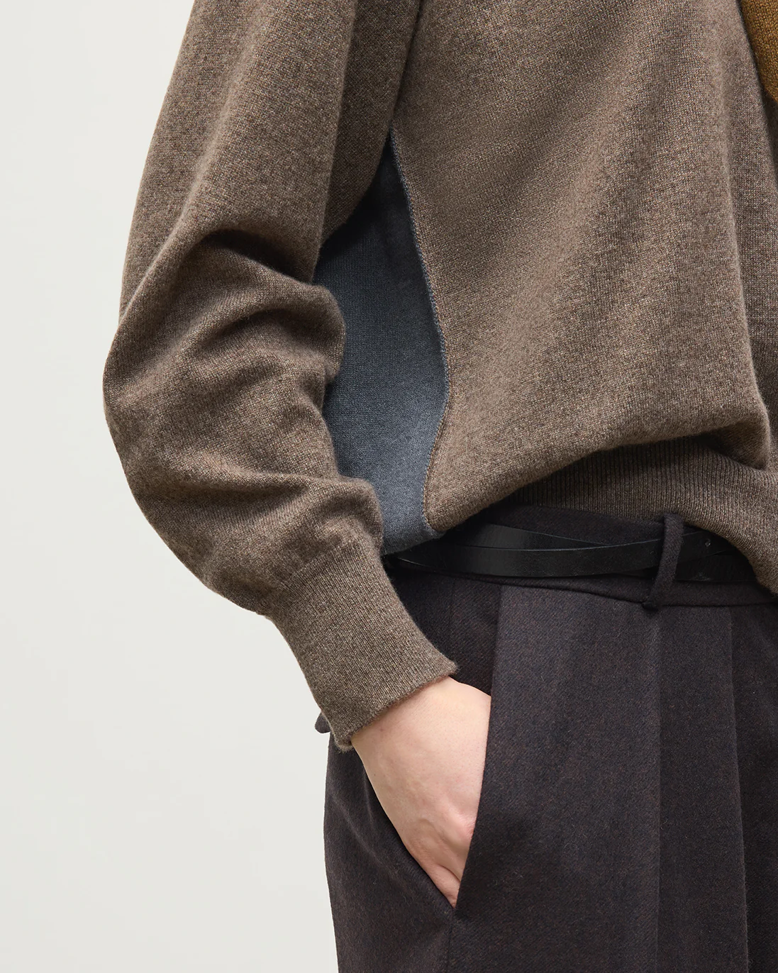 Jessie Back Split Brown Colour Block Cashmere Jumper - Image 8